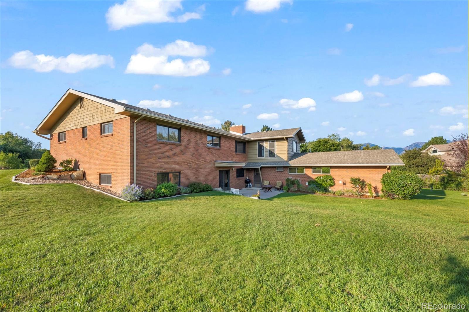 Boulder, Colorado, 80303, United States, 4 Bedrooms Bedrooms, ,4 BathroomsBathrooms,Residential,Active,1944019