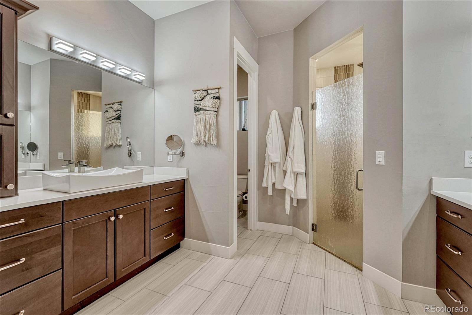 Castle Rock, Colorado, 80109, United States, 5 Bedrooms Bedrooms, ,6 BathroomsBathrooms,Residential,Active,1986908