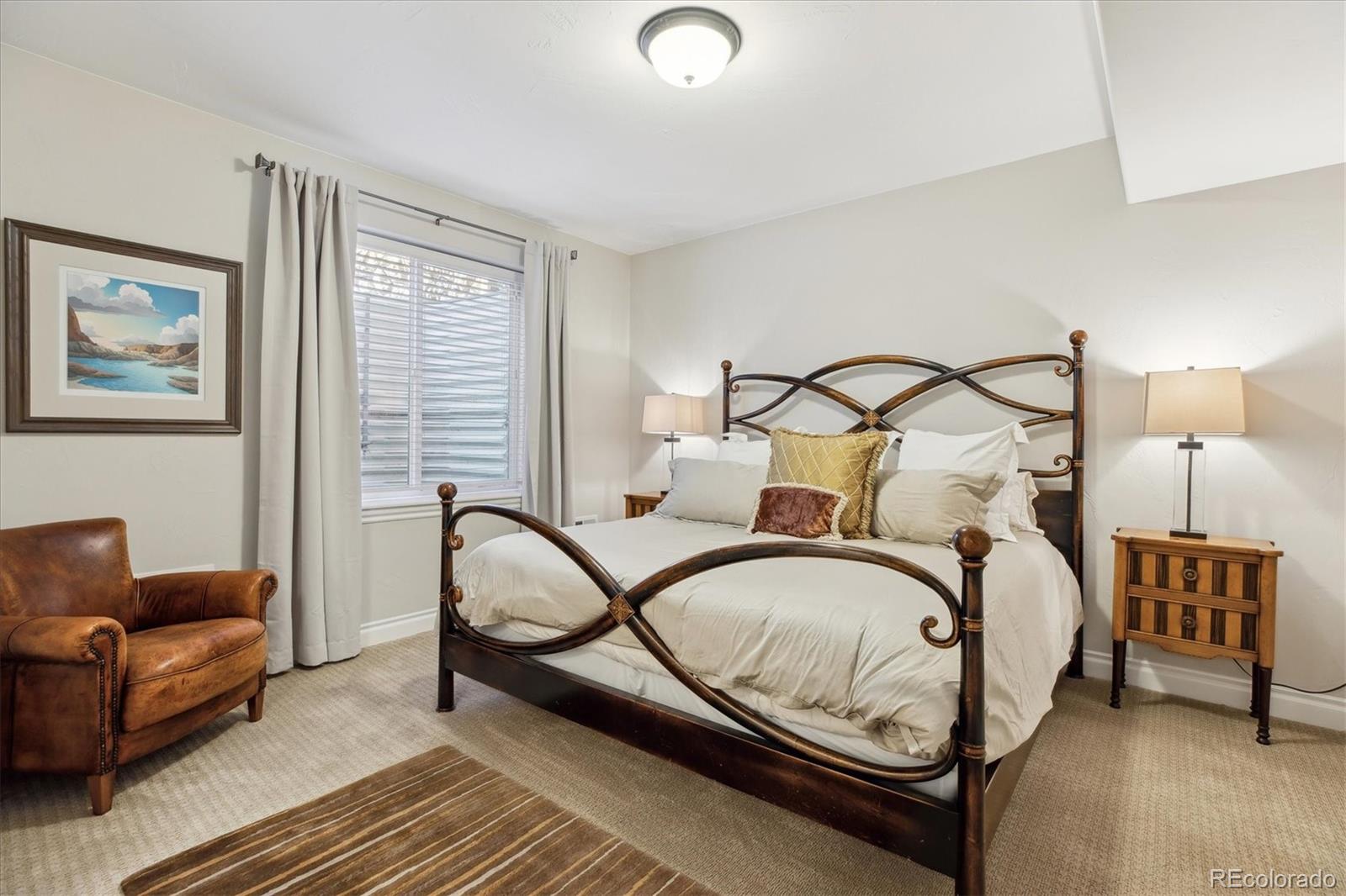 Littleton, Colorado, 80123, United States, 3 Bedrooms Bedrooms, ,4 BathroomsBathrooms,Residential,Active,1905081