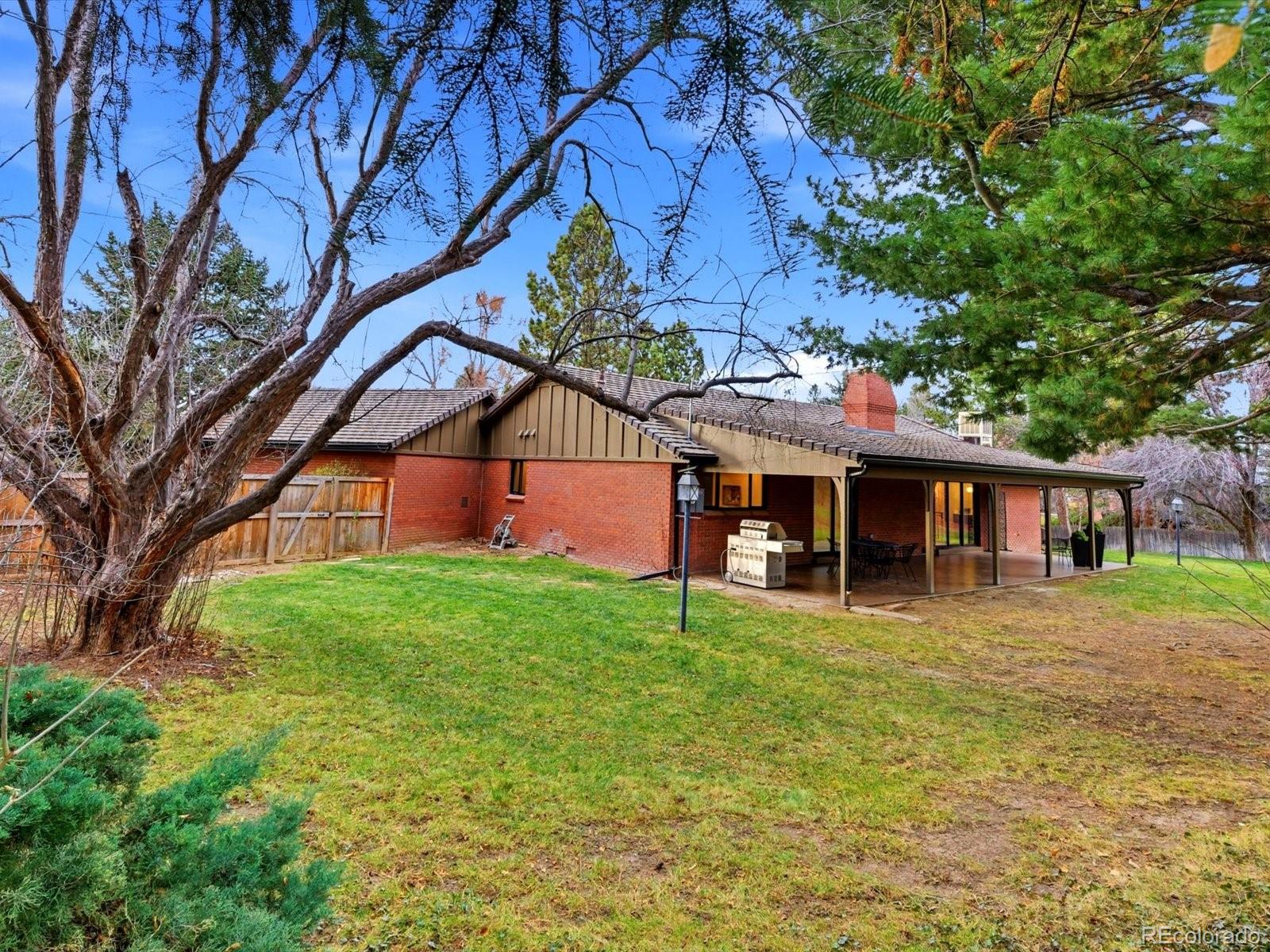 Englewood, Colorado, 80113, United States, 4 Bedrooms Bedrooms, ,5 BathroomsBathrooms,Residential,Active,2006786