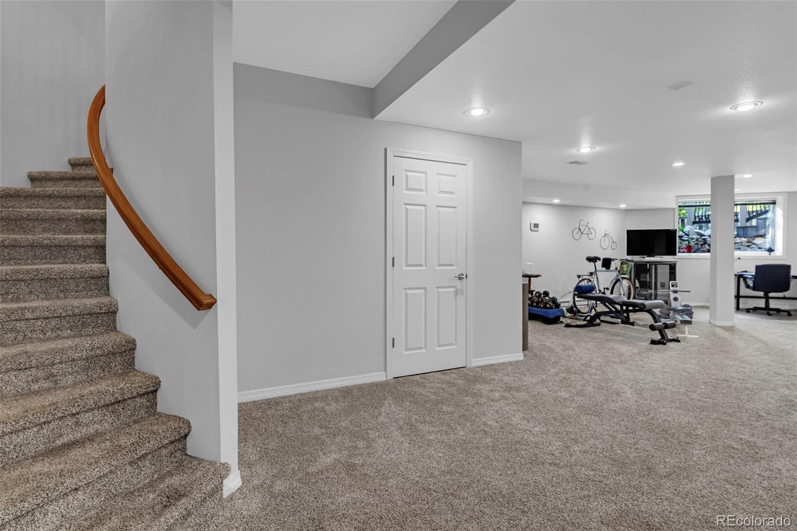 Boulder, Colorado, 80304, United States, 4 Bedrooms Bedrooms, ,5 BathroomsBathrooms,Residential,Active,1944028
