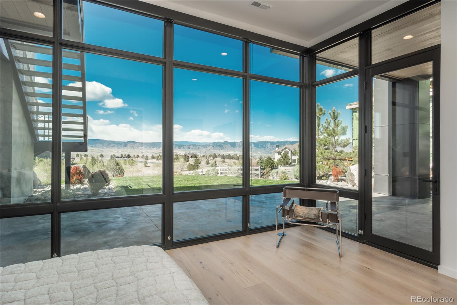 Highlands Ranch, Colorado, 80126, United States, 4 Bedrooms Bedrooms, ,7 BathroomsBathrooms,Residential,Active,2045709