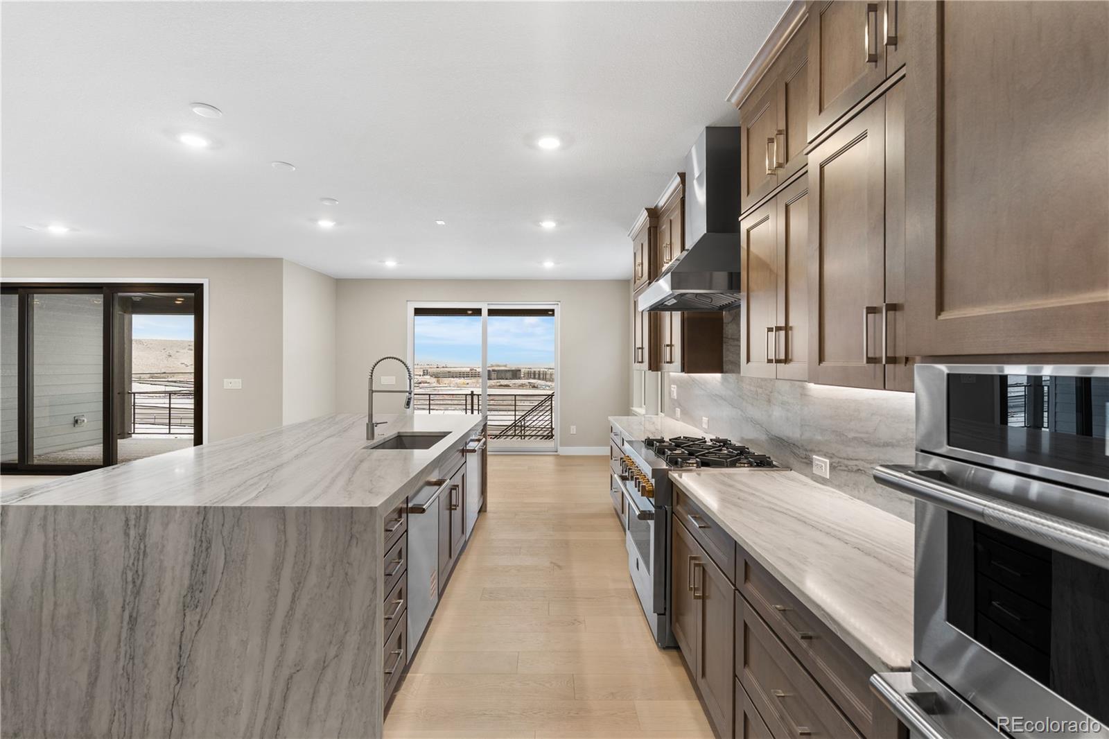 Lone Tree, Colorado, 80134, United States, 6 Bedrooms Bedrooms, ,7 BathroomsBathrooms,Residential,Active,2010172