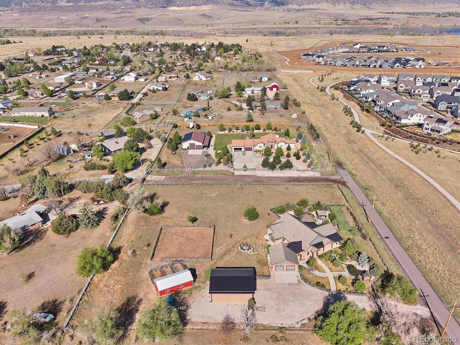 Littleton, Colorado, 80125, United States, 4 Bedrooms Bedrooms, ,5 BathroomsBathrooms,Residential,Active,2008311