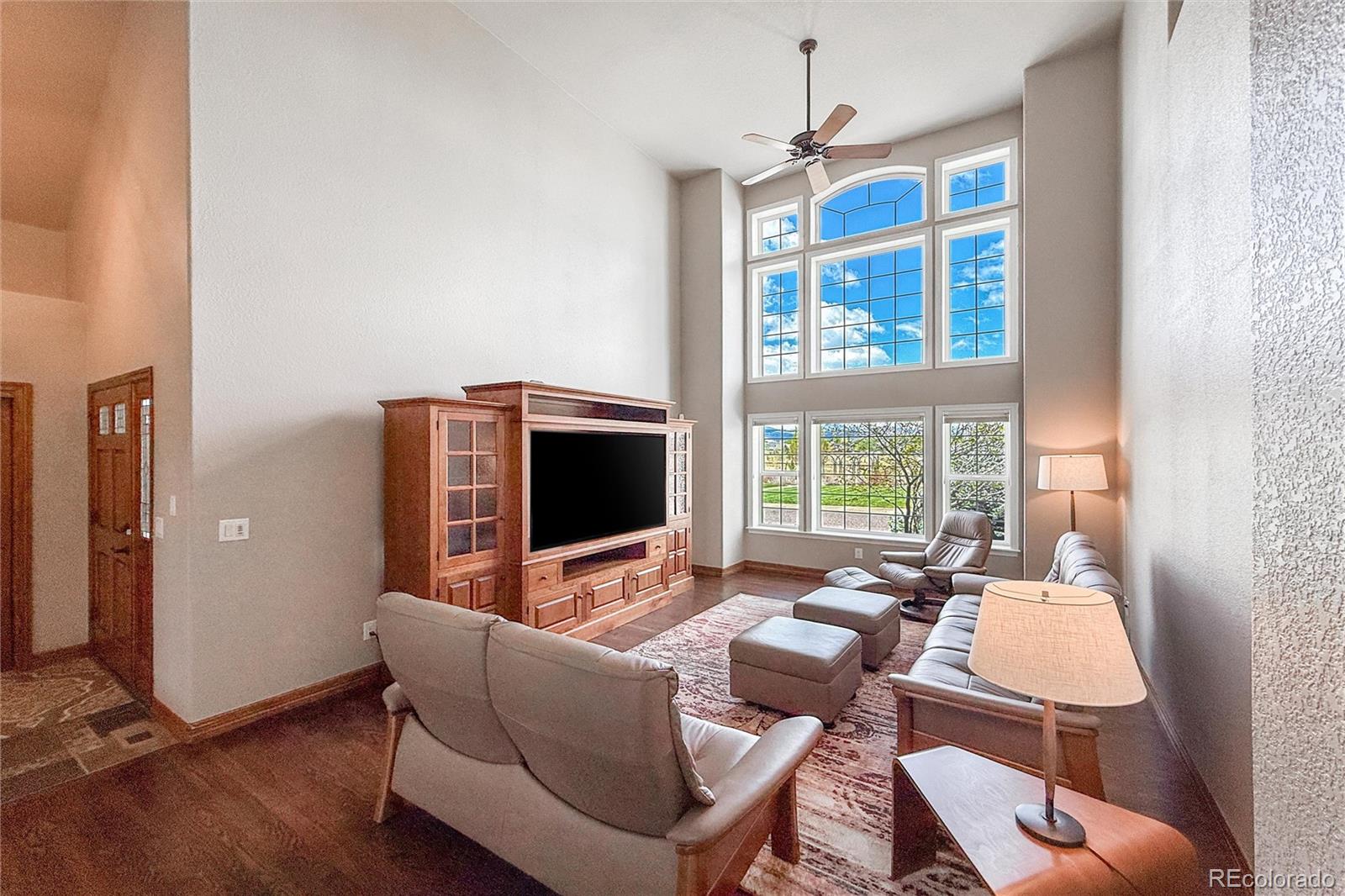 Longmont, Colorado, 80503, United States, 5 Bedrooms Bedrooms, ,5 BathroomsBathrooms,Residential,Active,2045763