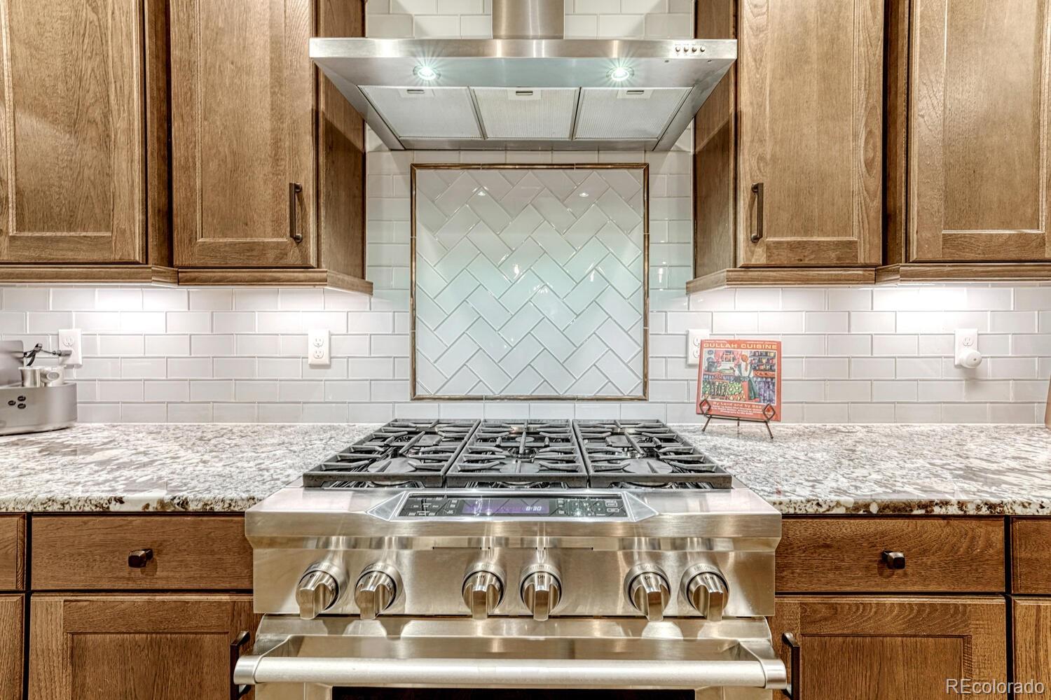 Colorado Springs, Colorado, 80921, United States, 6 Bedrooms Bedrooms, ,6 BathroomsBathrooms,Residential,Active,1889032