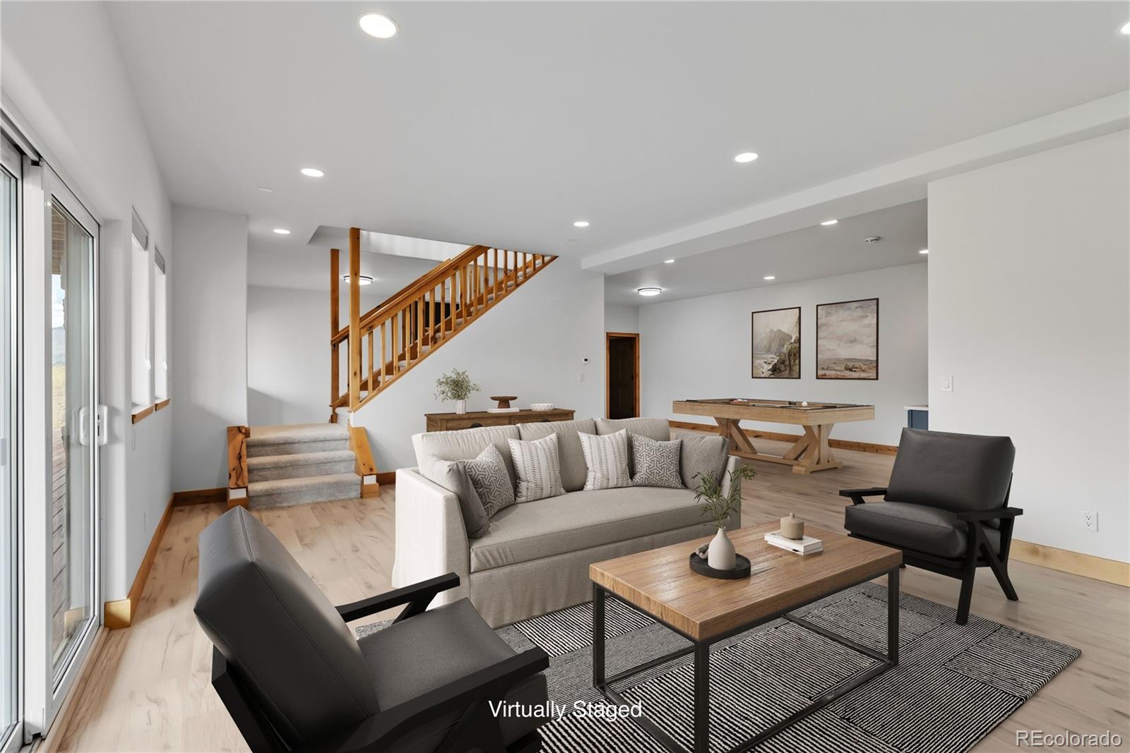 Silverthorne, Colorado, 80498, United States, 6 Bedrooms Bedrooms, ,4 BathroomsBathrooms,Residential,Active,1959532