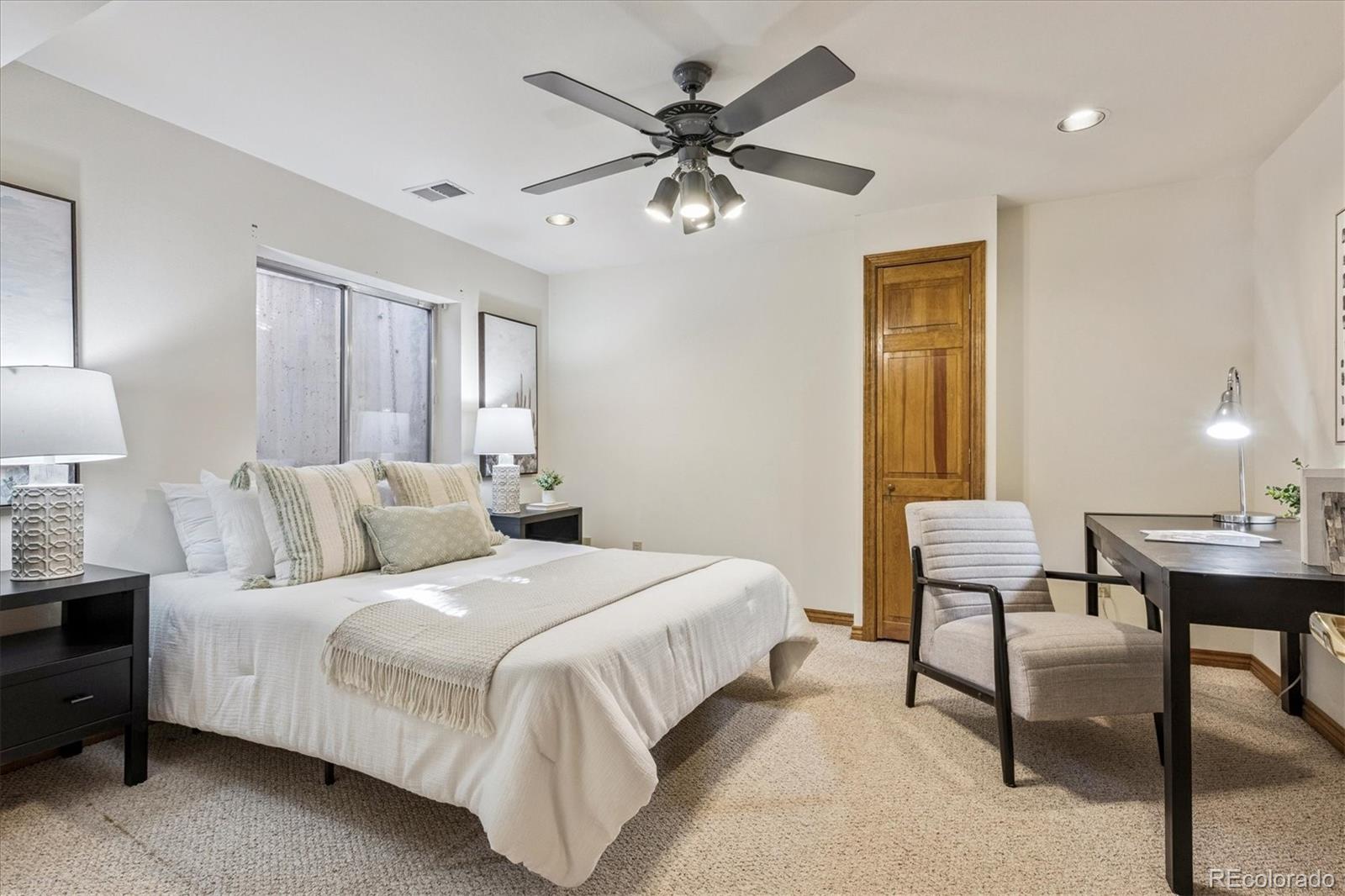 Highlands Ranch, Colorado, 80126, United States, 6 Bedrooms Bedrooms, ,5 BathroomsBathrooms,Residential,Active,1973294