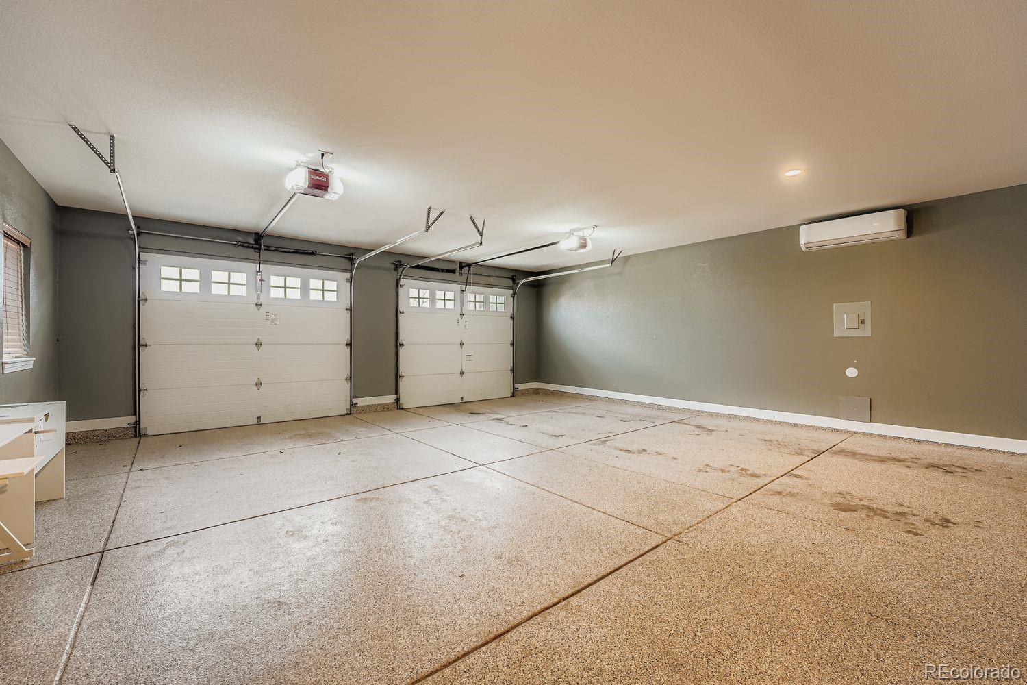 Littleton, Colorado, 80125, United States, 4 Bedrooms Bedrooms, ,5 BathroomsBathrooms,Residential,Active,2008311