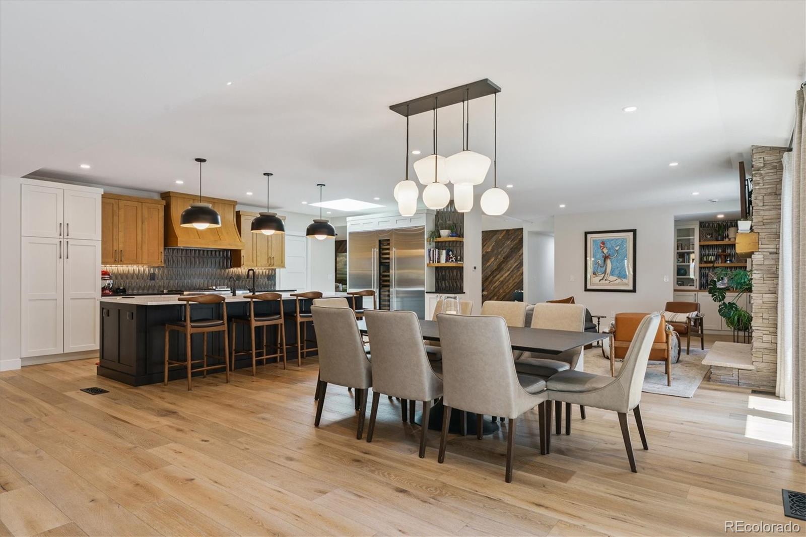 Littleton, Colorado, 80123, United States, 4 Bedrooms Bedrooms, ,5 BathroomsBathrooms,Residential,Active,2019490