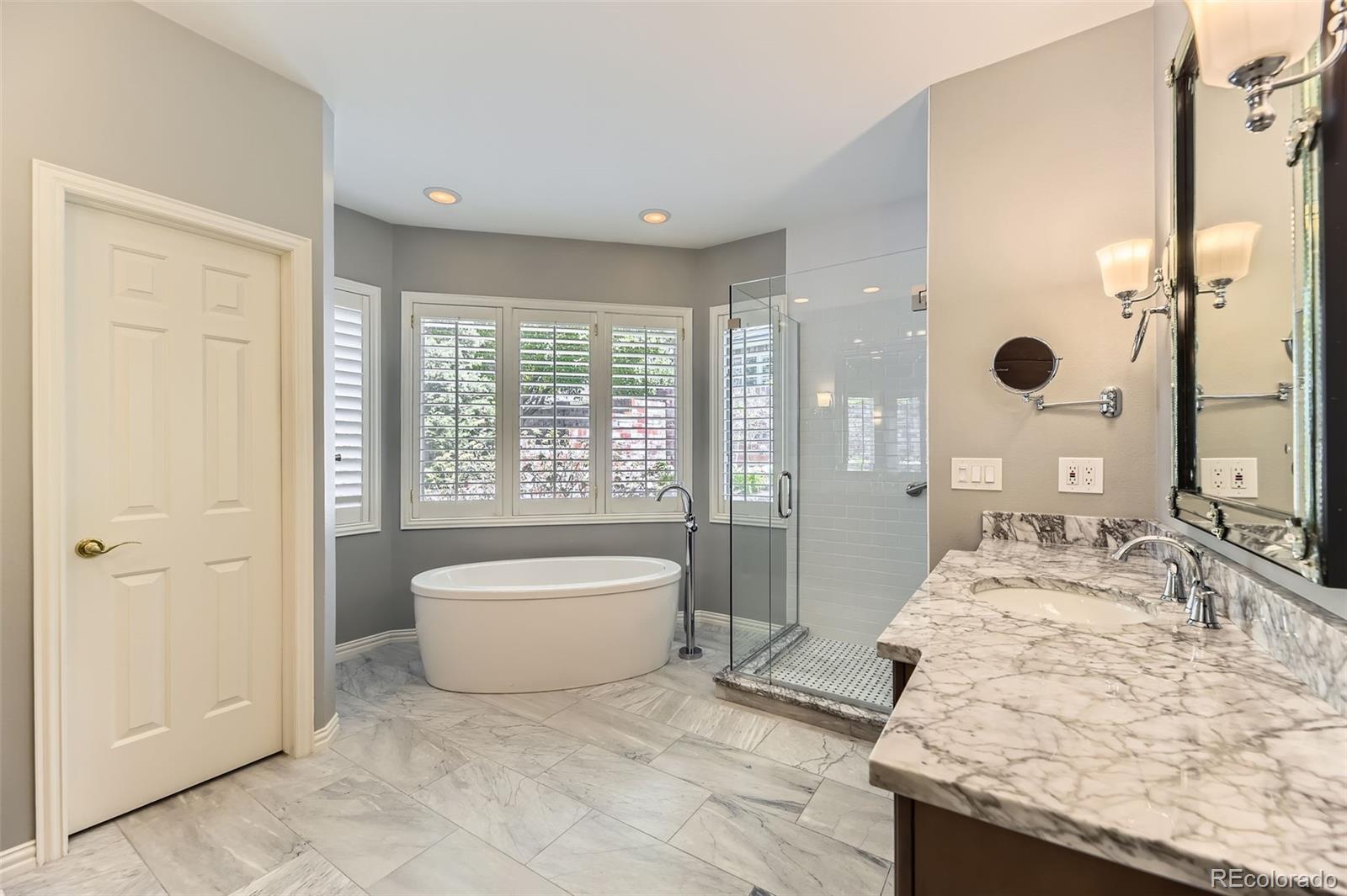 Greenwood Village, Colorado, 80121, United States, ,4 BathroomsBathrooms,Residential,Active,1824499