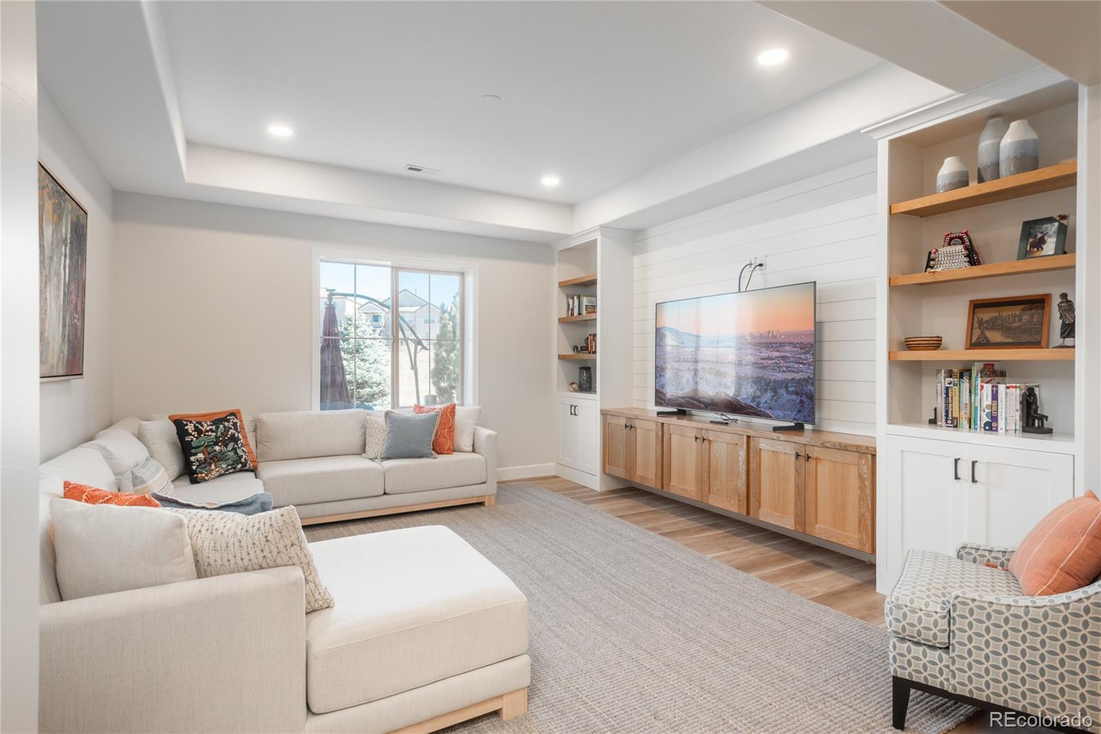 Highlands Ranch, Colorado, 80126, United States, 6 Bedrooms Bedrooms, ,5 BathroomsBathrooms,Residential,Active,2010901