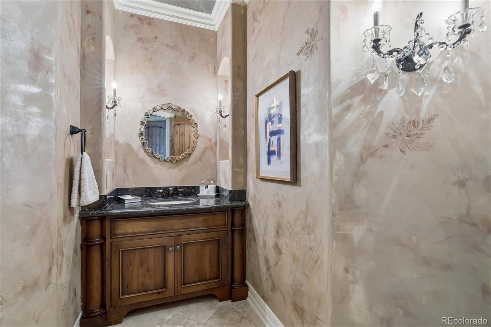 Colorado Springs, Colorado, 80906, United States, 5 Bedrooms Bedrooms, ,7 BathroomsBathrooms,Residential,Active,2045540