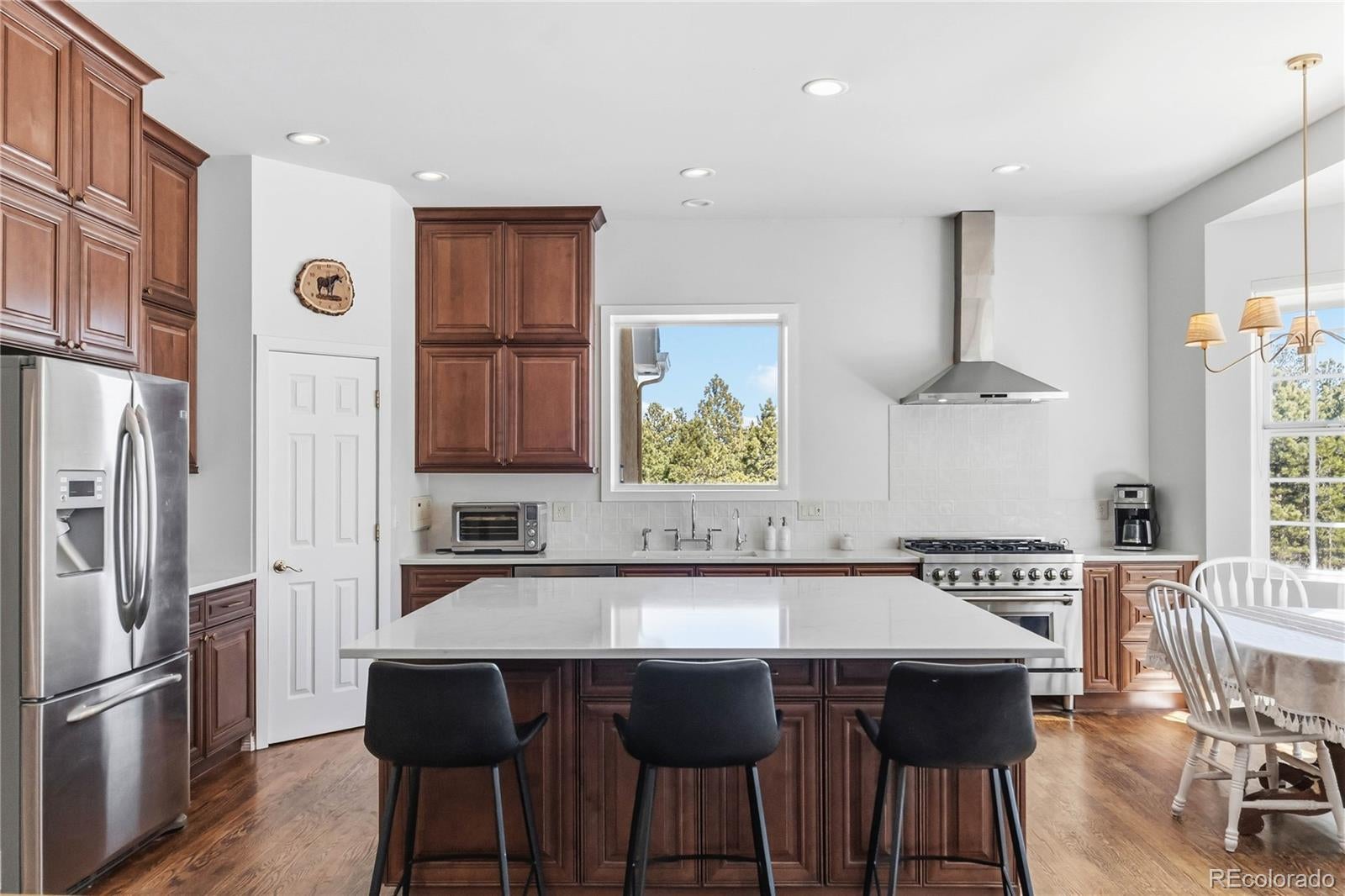 Colorado Springs, Colorado, 80908, United States, 9 Bedrooms Bedrooms, ,6 BathroomsBathrooms,Residential,Active,2015791