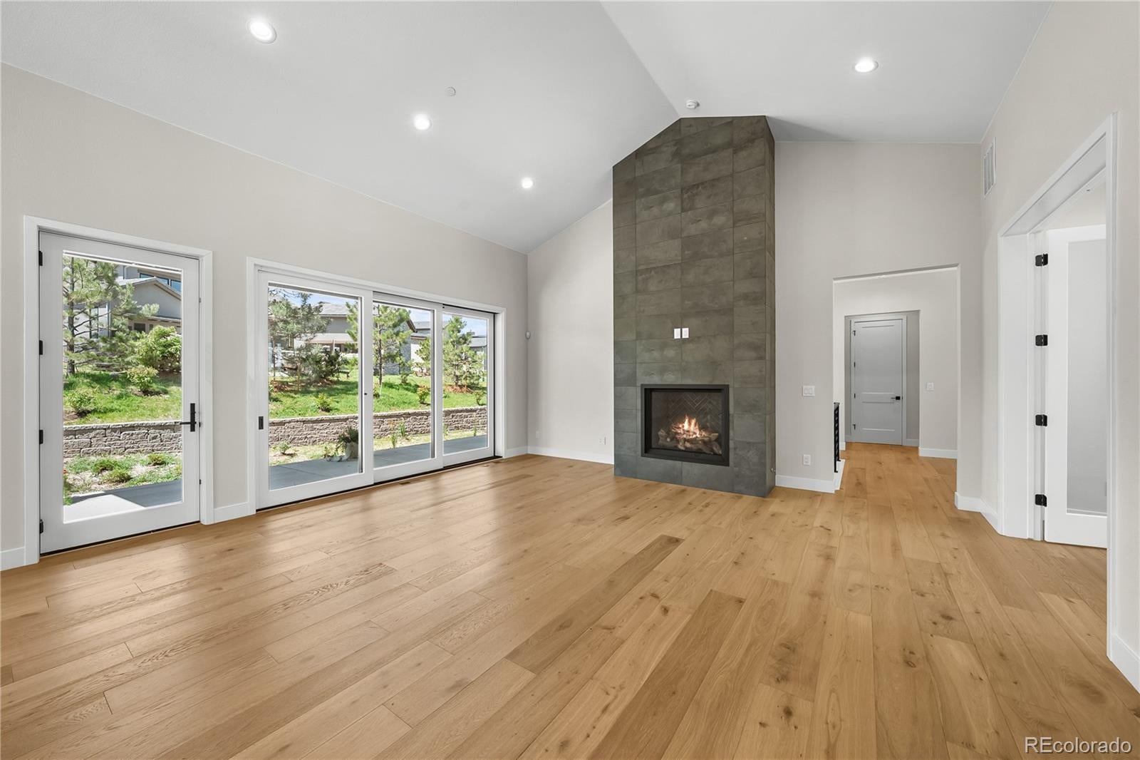 Castle Rock, Colorado, 80108, United States, 3 Bedrooms Bedrooms, ,4 BathroomsBathrooms,Residential,Active,1929695