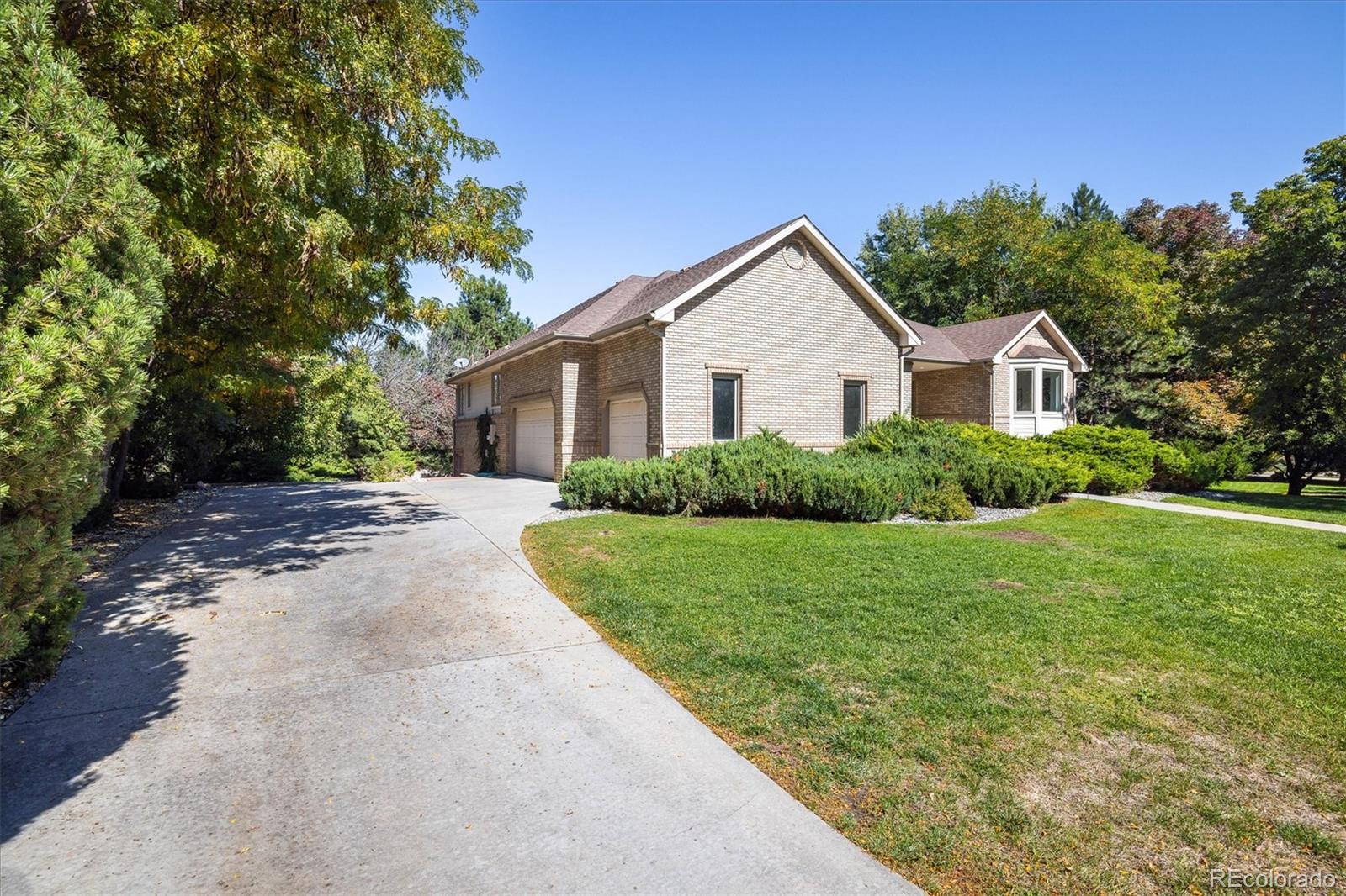 Lafayette, Colorado, 80026, United States, 4 Bedrooms Bedrooms, ,3 BathroomsBathrooms,Residential,Active,1960130