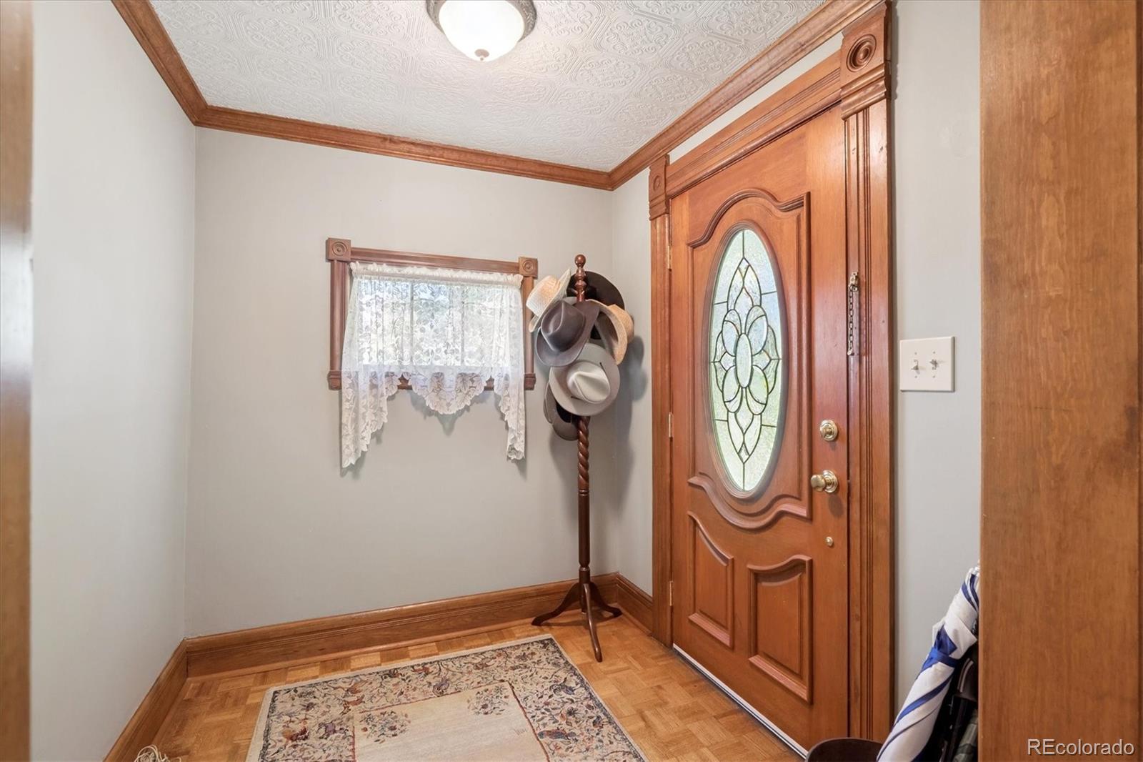 Lakewood, Colorado, 80232, United States, 4 Bedrooms Bedrooms, ,3 BathroomsBathrooms,Residential,Active,1929429