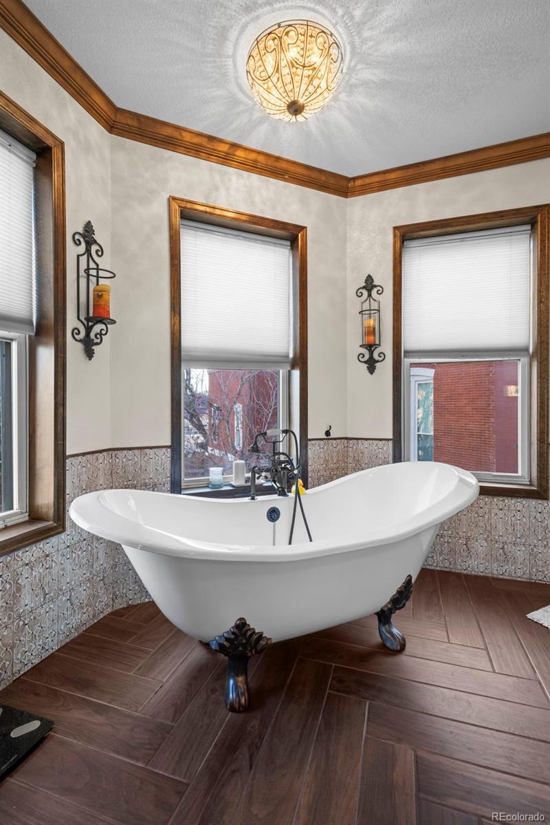 Denver, Colorado, 80211, United States, 4 Bedrooms Bedrooms, ,4 BathroomsBathrooms,Residential,Active,2012461