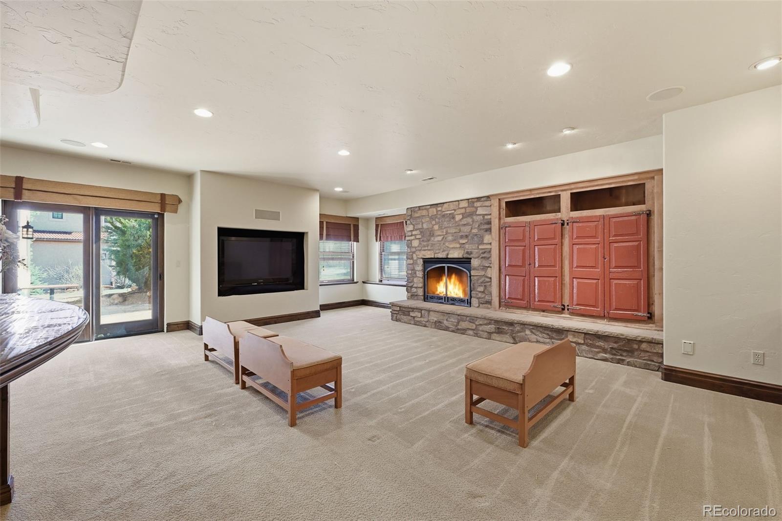 Colorado Springs, Colorado, 80906, United States, 4 Bedrooms Bedrooms, ,6 BathroomsBathrooms,Residential,Active,2043811