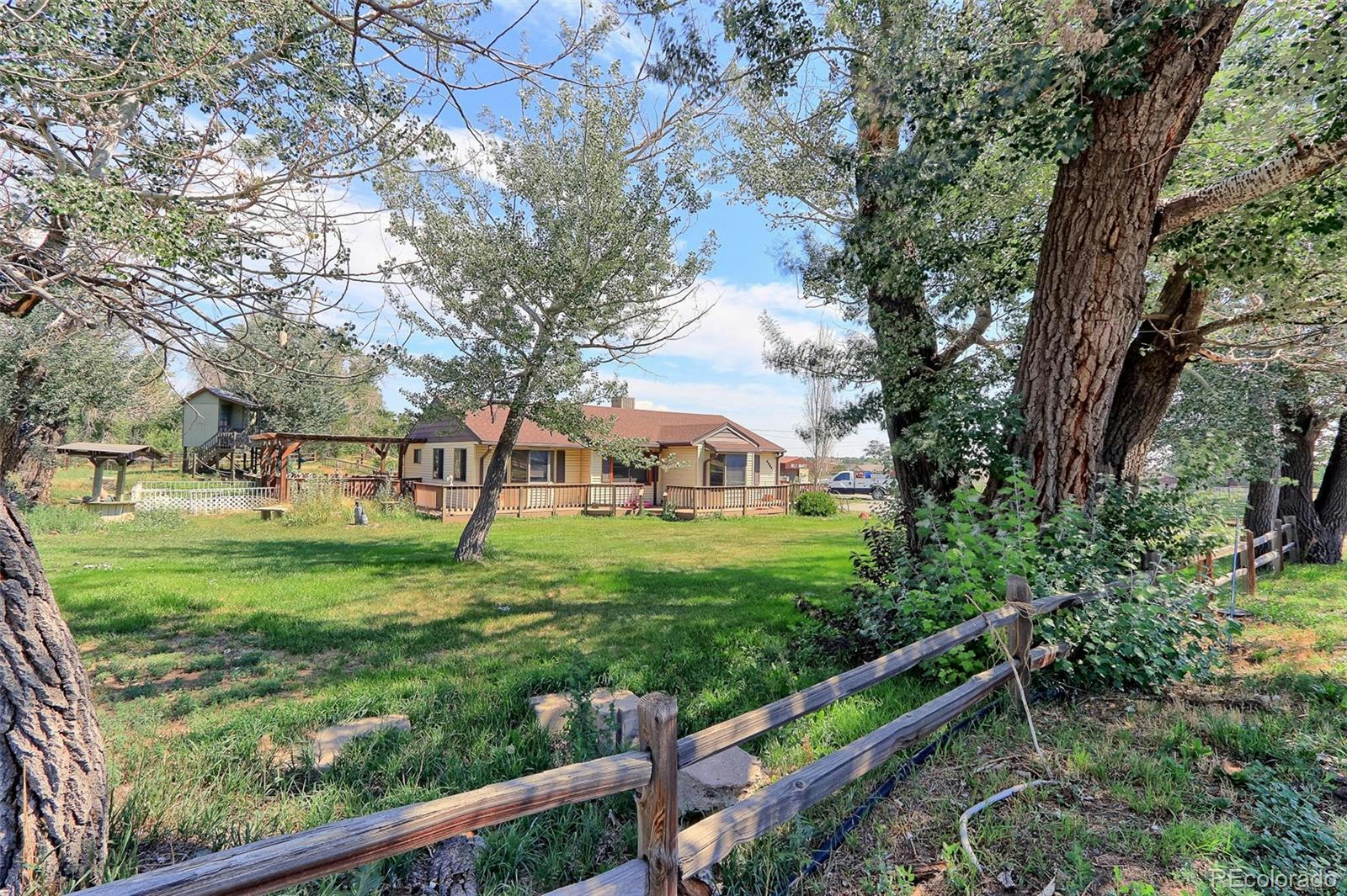 Thornton, Colorado, 80241, United States, ,2 BathroomsBathrooms,Residential,Active,1770038