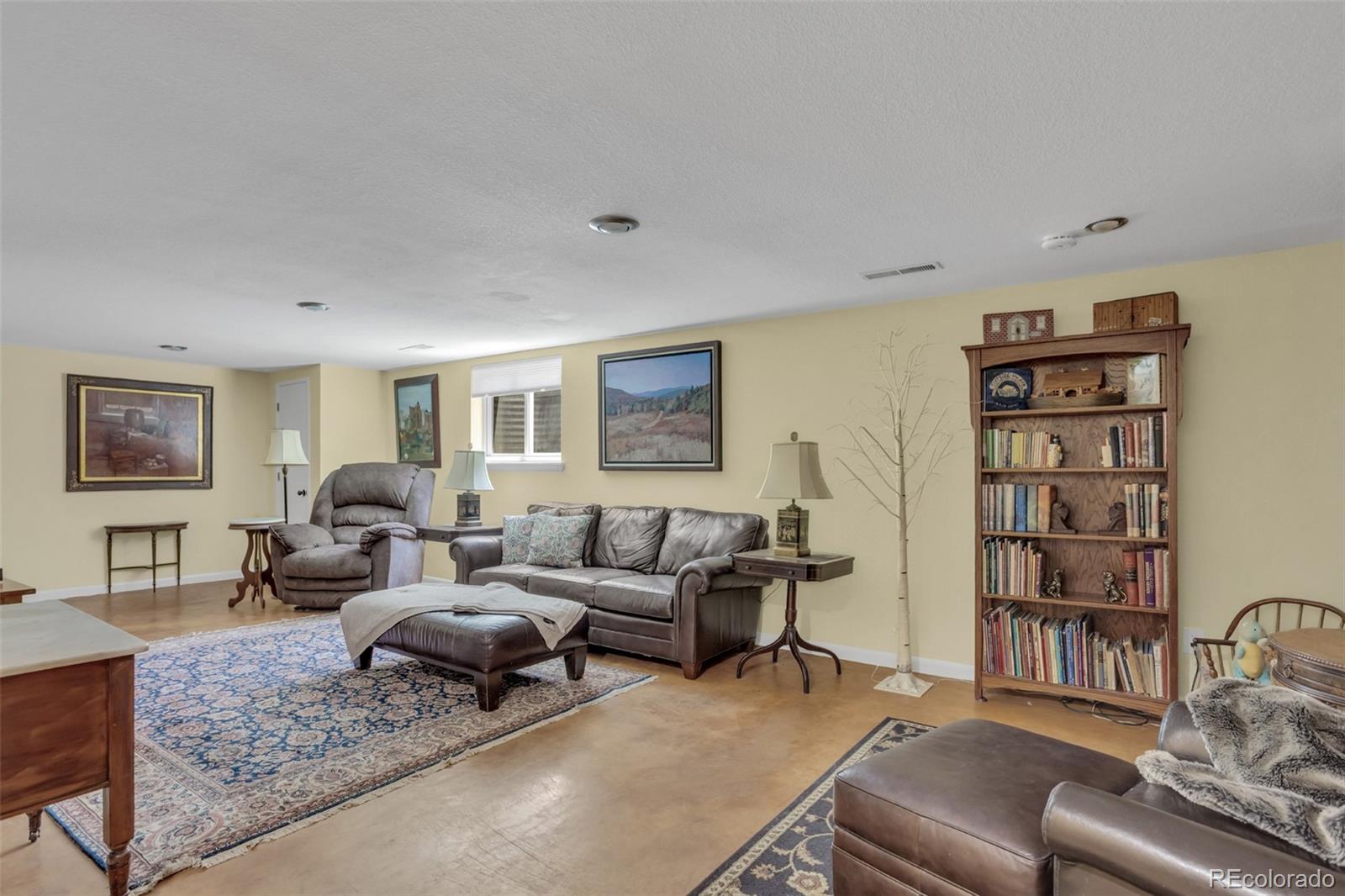 Boulder, Colorado, 80302, United States, 5 Bedrooms Bedrooms, ,2 BathroomsBathrooms,Residential,Active,2041751