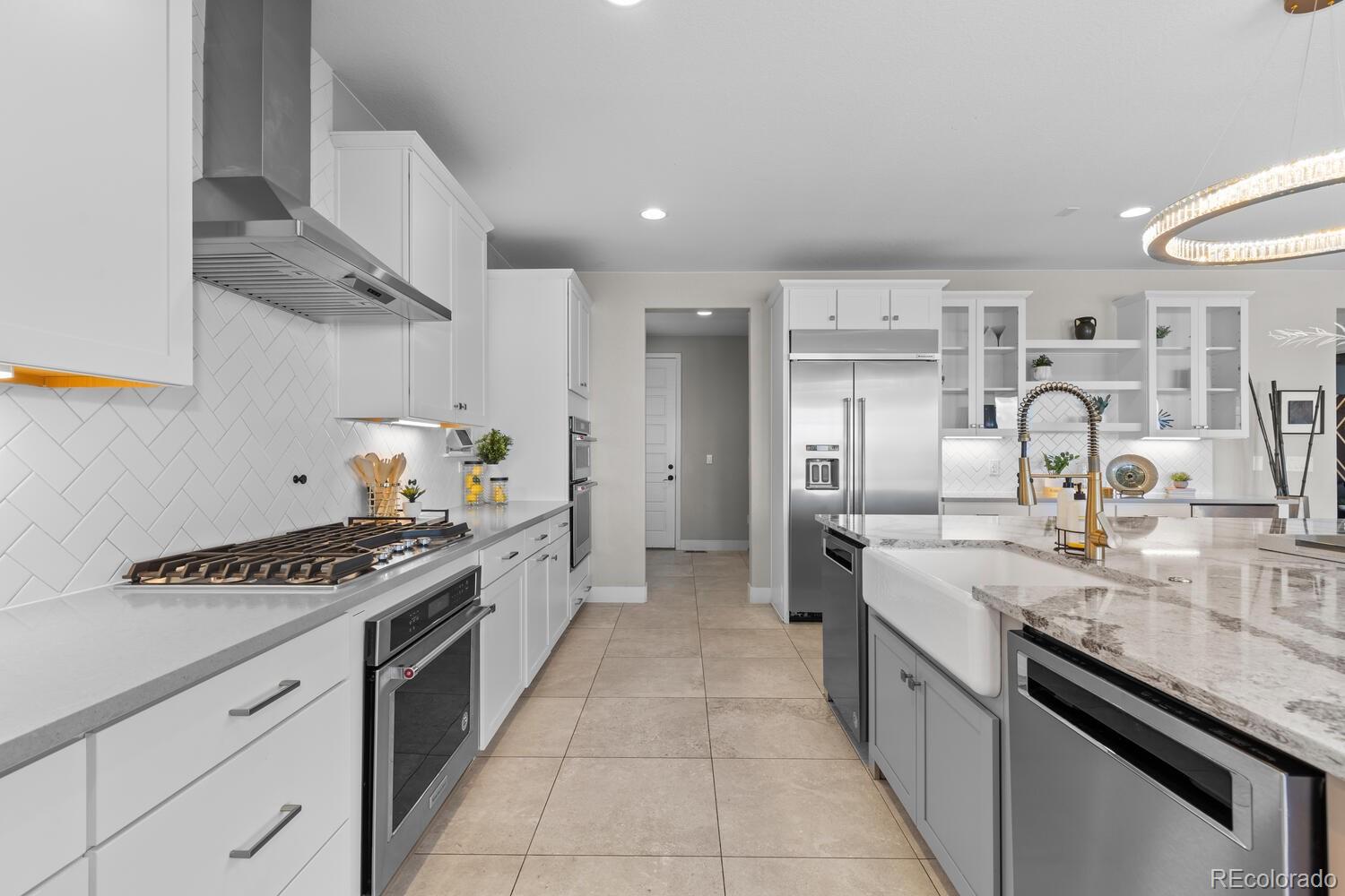 Castle Pines, Colorado, 80108, United States, 5 Bedrooms Bedrooms, ,6 BathroomsBathrooms,Residential,Active,1965853