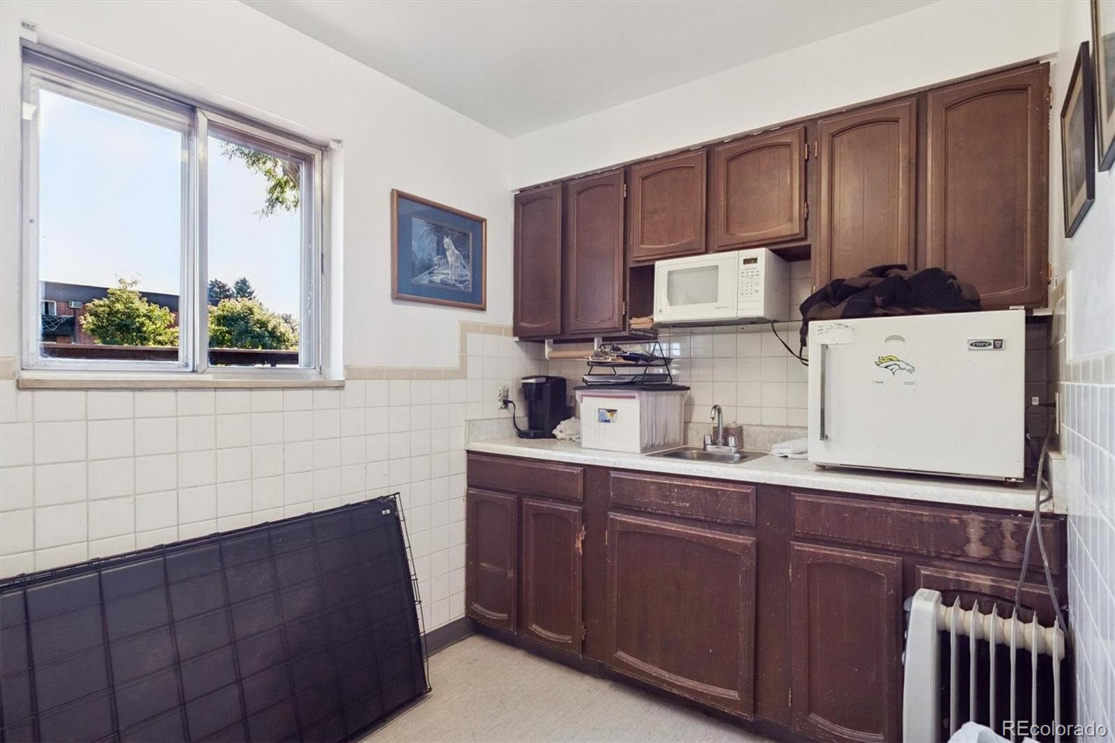 Lakewood, Colorado, 80227, United States, 3 Bedrooms Bedrooms, ,2 BathroomsBathrooms,Residential,Active,2043793