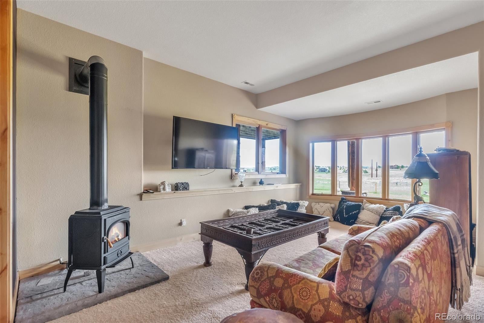 Larkspur, Colorado, 80118, United States, 4 Bedrooms Bedrooms, ,5 BathroomsBathrooms,Residential,Active,1841306