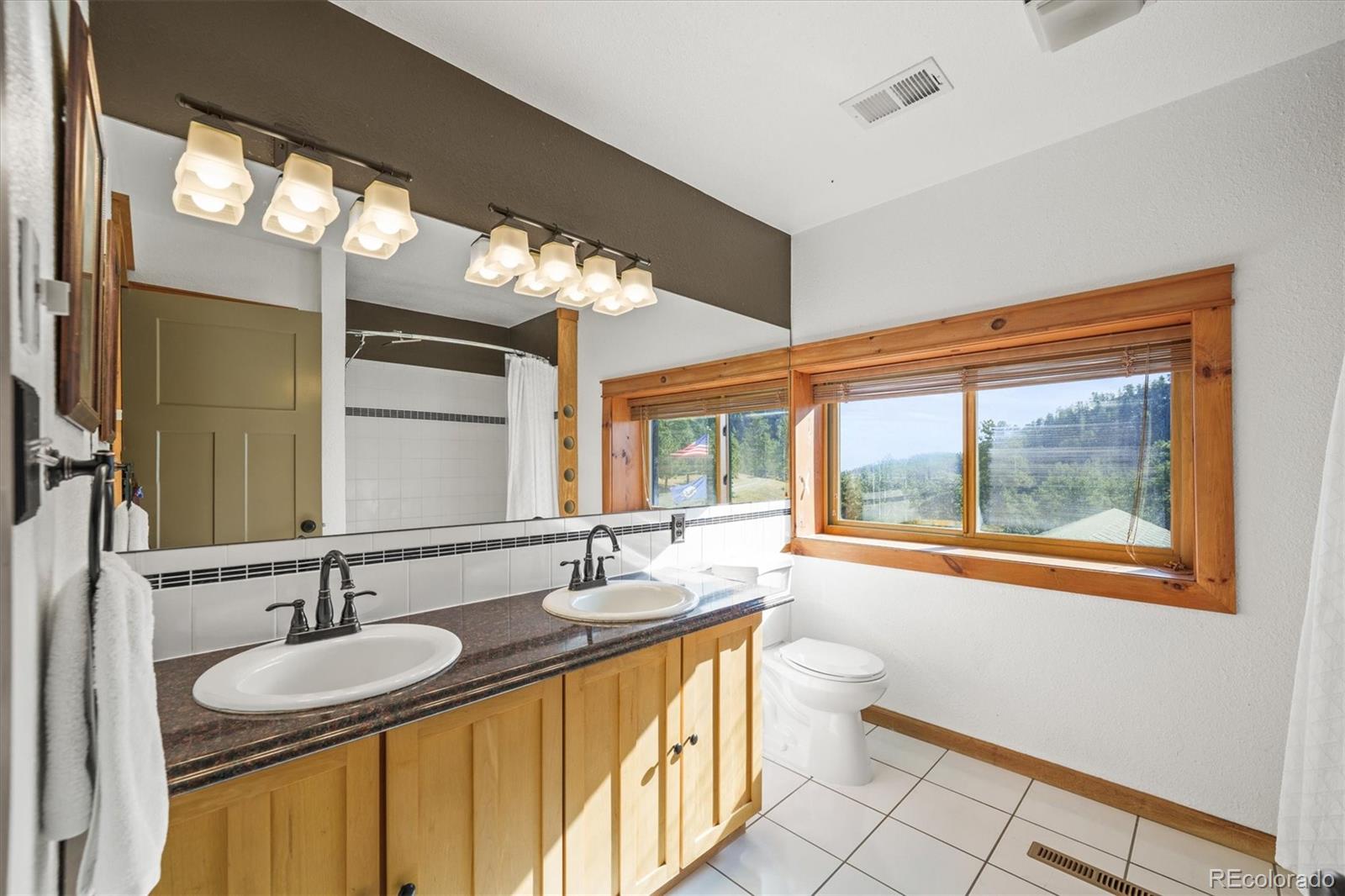 Lyons, Colorado, 80540, United States, 4 Bedrooms Bedrooms, ,4 BathroomsBathrooms,Residential,Active,2000204