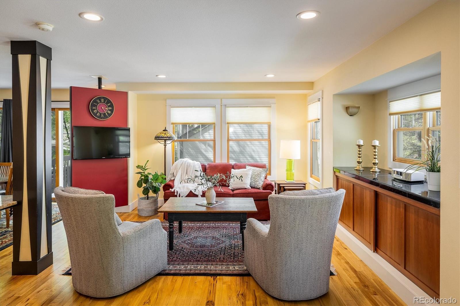 Boulder, Colorado, 80303, United States, 3 Bedrooms Bedrooms, ,4 BathroomsBathrooms,Residential,Active,1820443