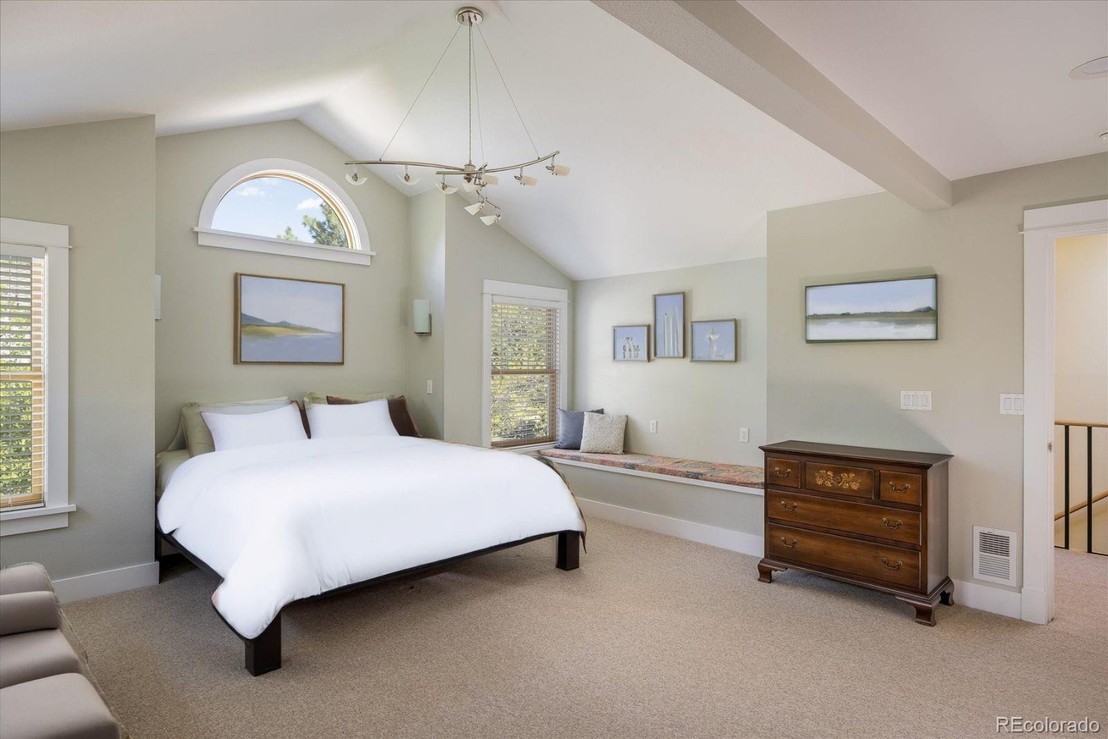 Boulder, Colorado, 80303, United States, 3 Bedrooms Bedrooms, ,4 BathroomsBathrooms,Residential,Active,1820443