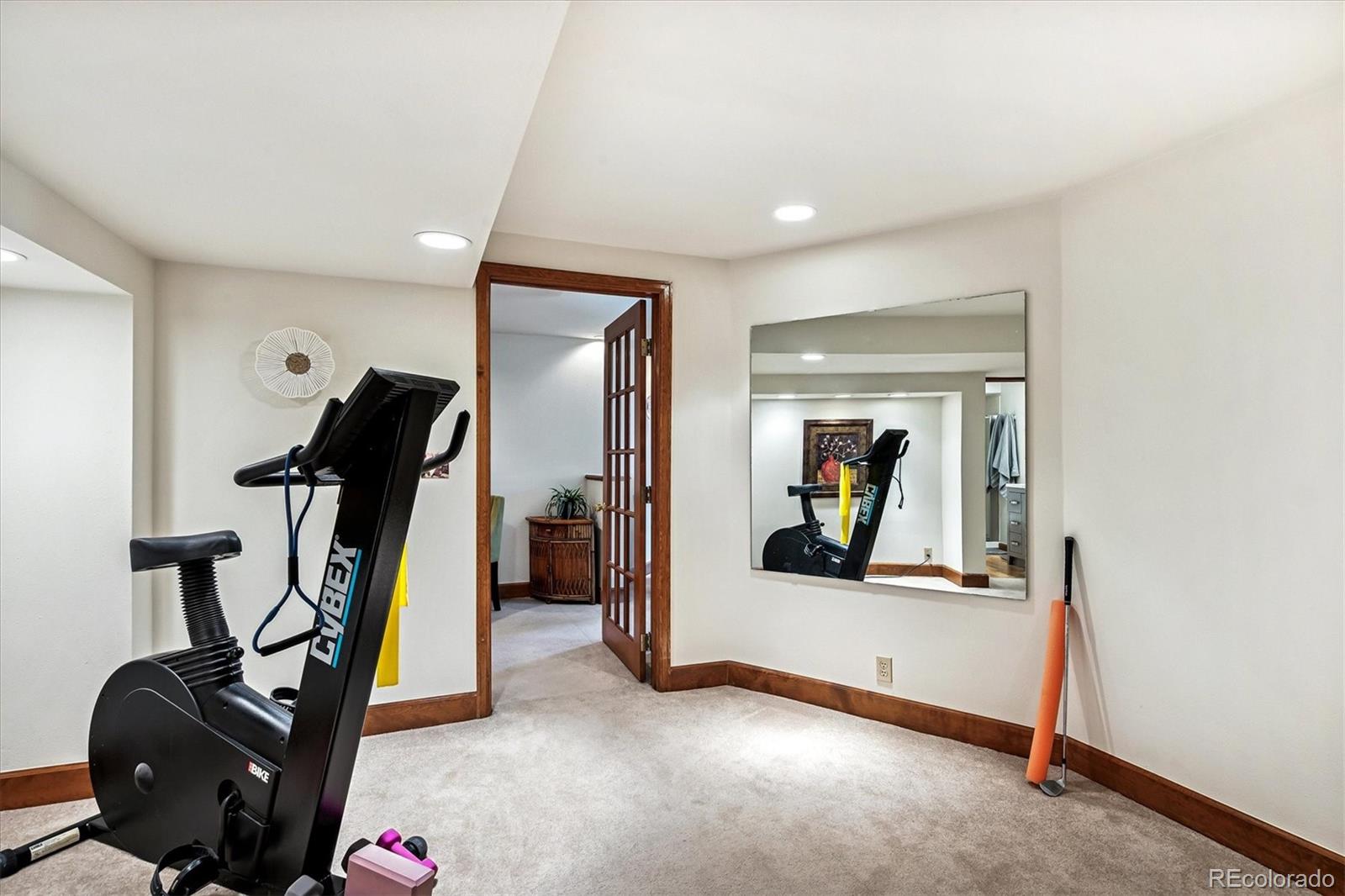 Greenwood Village, Colorado, 80111, United States, 6 Bedrooms Bedrooms, ,4 BathroomsBathrooms,Residential,Active,2009828