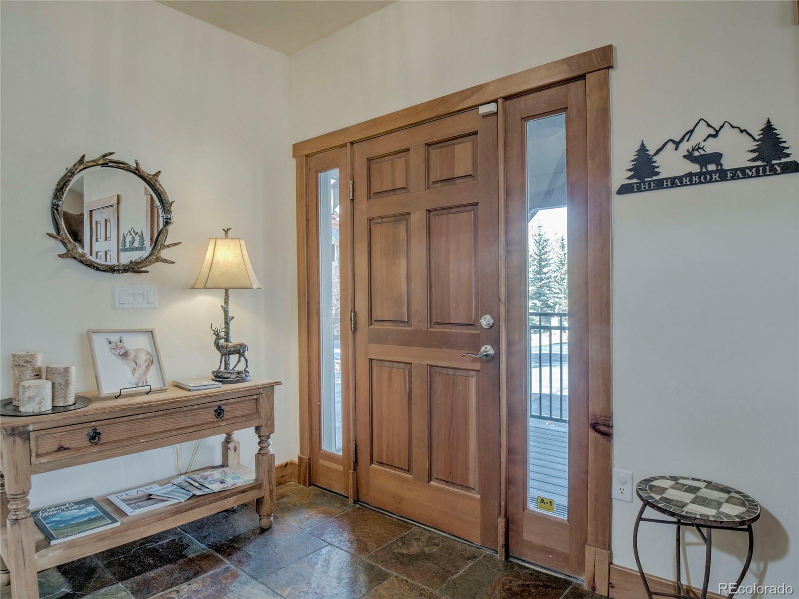 Silverthorne, Colorado, 80498, United States, 5 Bedrooms Bedrooms, ,4 BathroomsBathrooms,Residential,Active,1961917