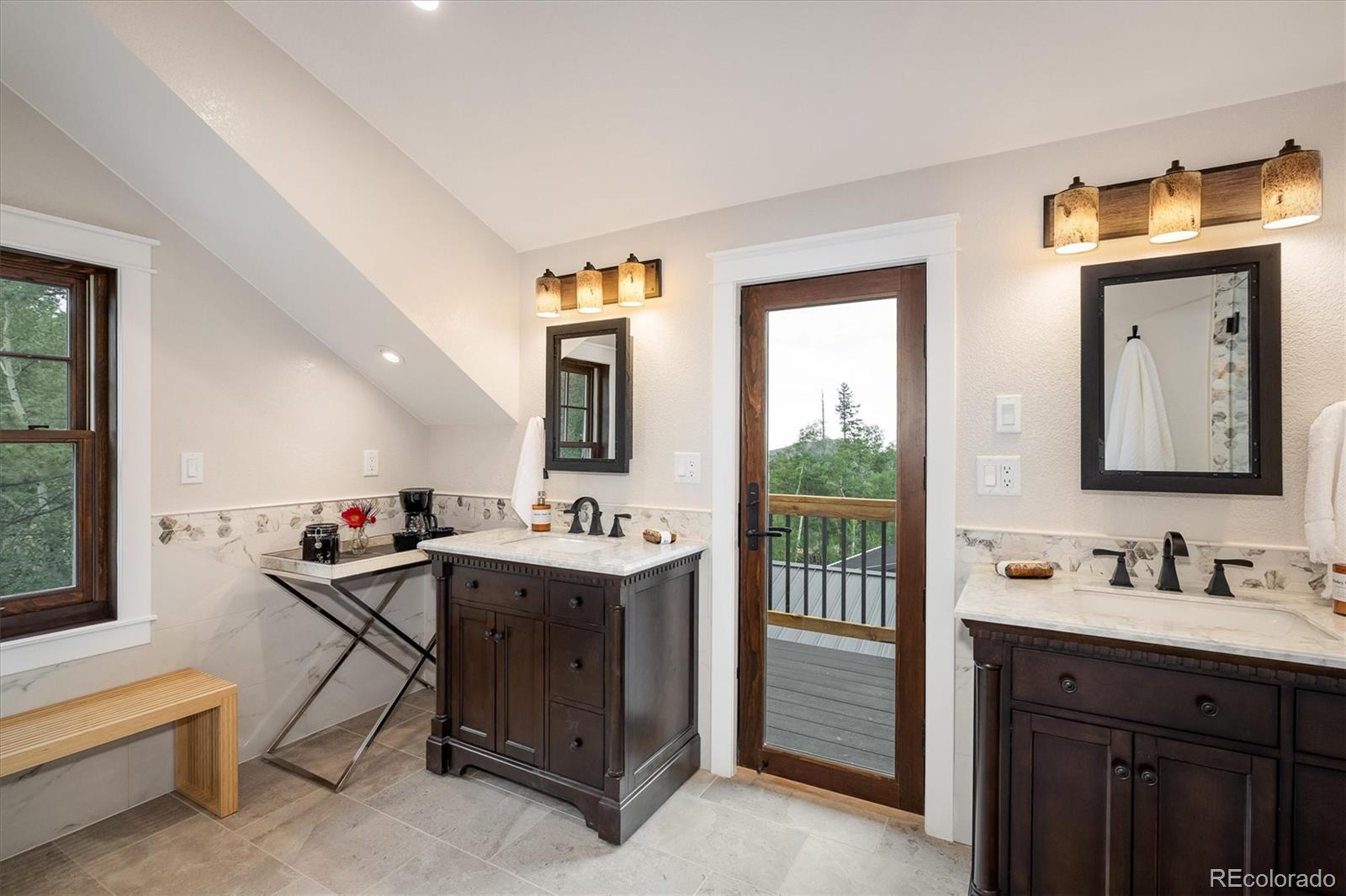 Golden, Colorado, 80403, United States, 2 Bedrooms Bedrooms, ,3 BathroomsBathrooms,Residential,Contingent,1889003