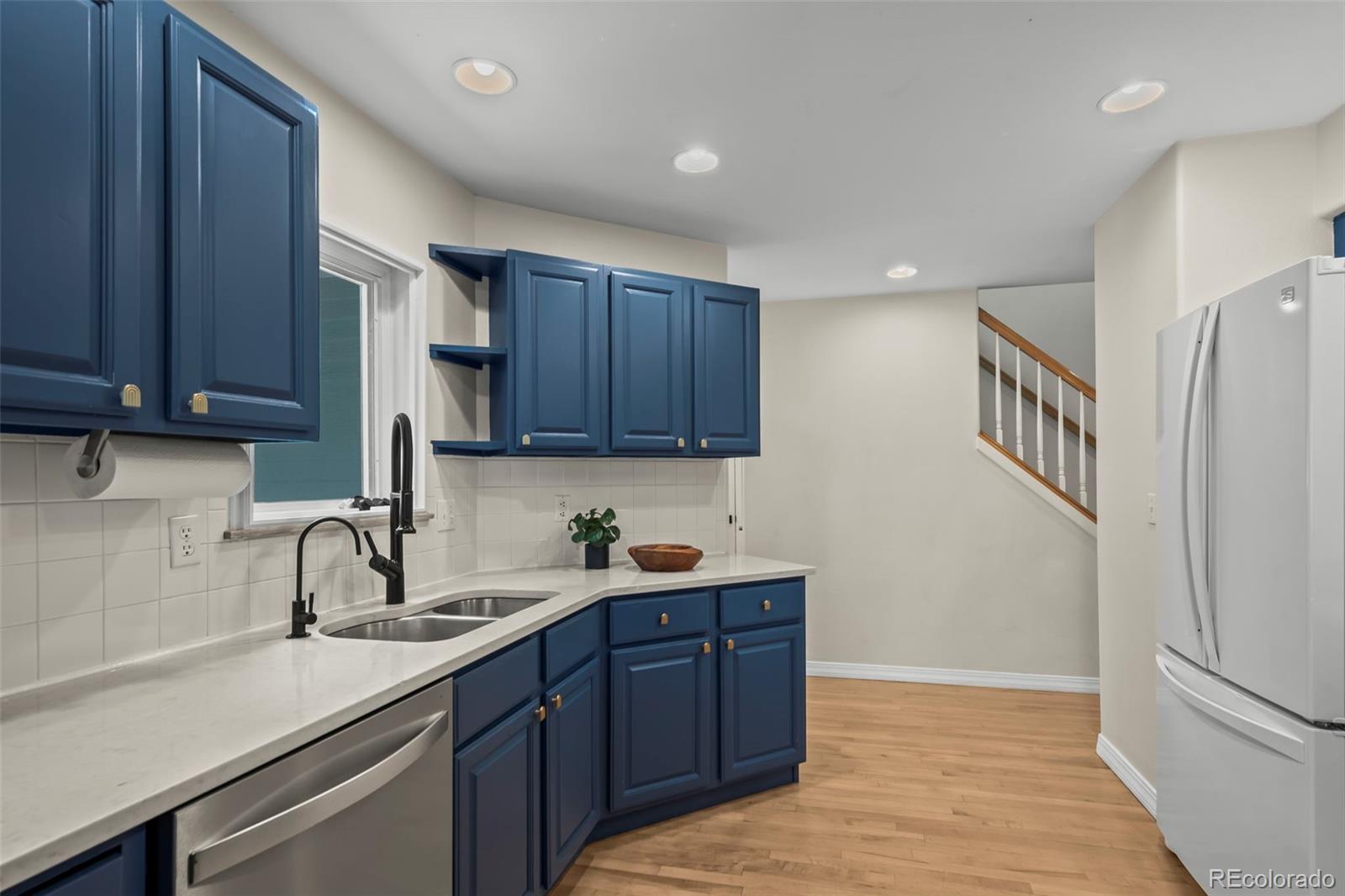 Boulder, Colorado, 80304, United States, 4 Bedrooms Bedrooms, ,4 BathroomsBathrooms,Residential,Active,1944088