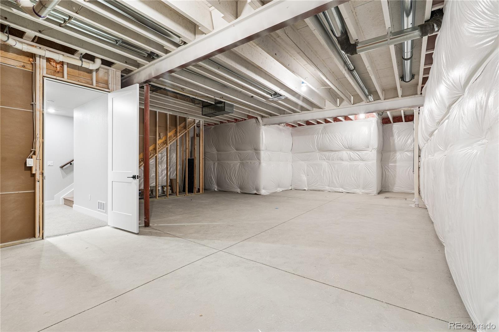 Castle Pines, Colorado, 80108, United States, 4 Bedrooms Bedrooms, ,5 BathroomsBathrooms,Residential,Active,1953011