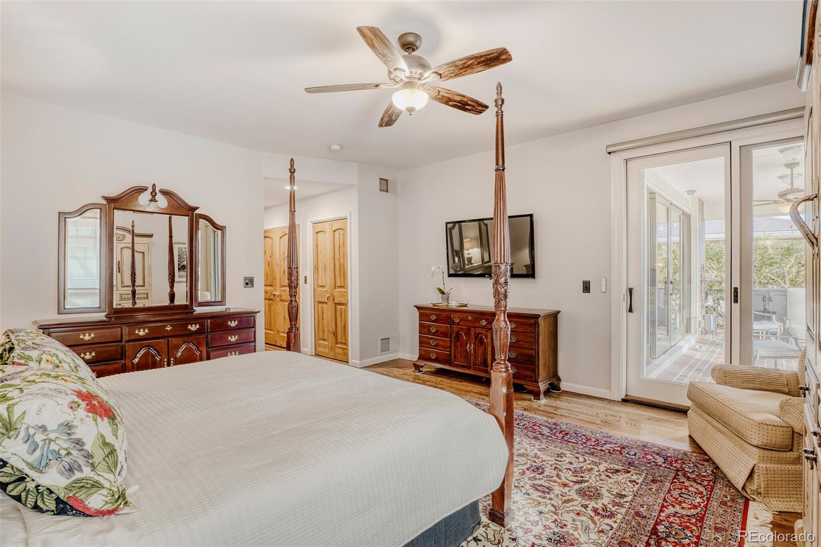 Denver, Colorado, 80210, United States, 4 Bedrooms Bedrooms, ,3 BathroomsBathrooms,Residential,Active,2017495