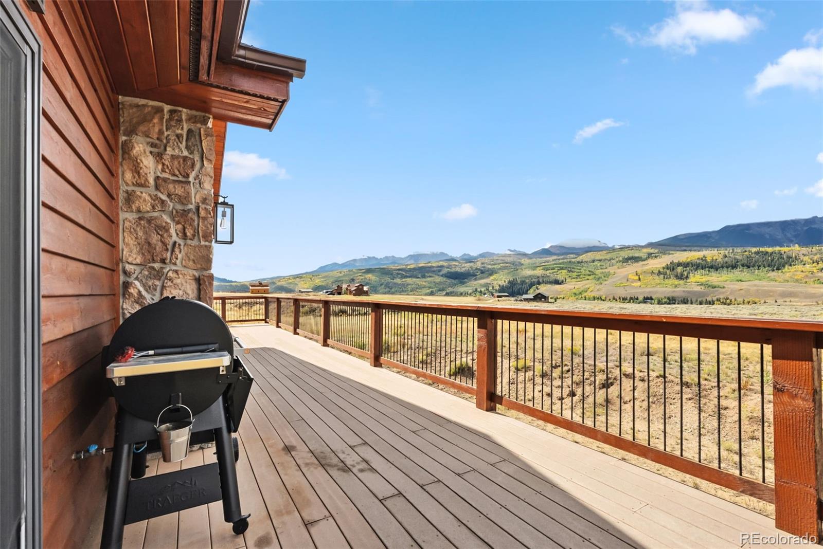 Silverthorne, Colorado, 80498, United States, 6 Bedrooms Bedrooms, ,4 BathroomsBathrooms,Residential,Active,1959532