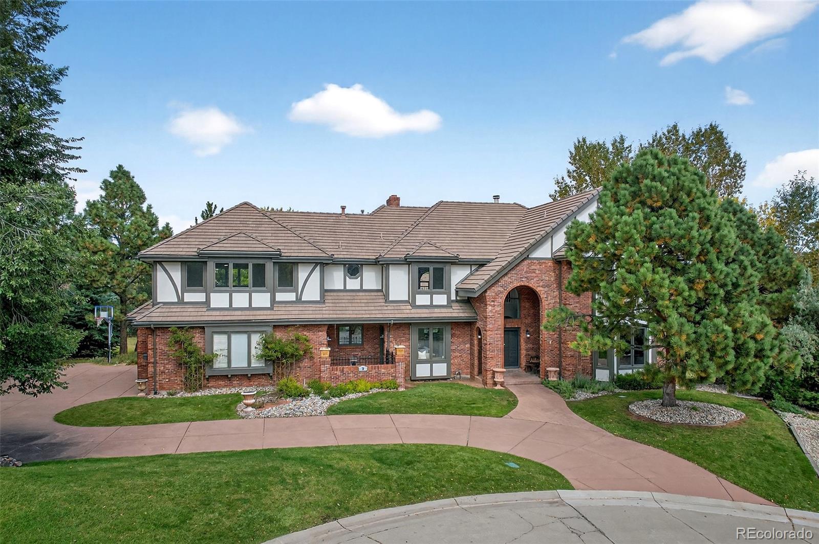 Littleton, Colorado, 80127, United States, 4 Bedrooms Bedrooms, ,5 BathroomsBathrooms,Residential,Active,1961954