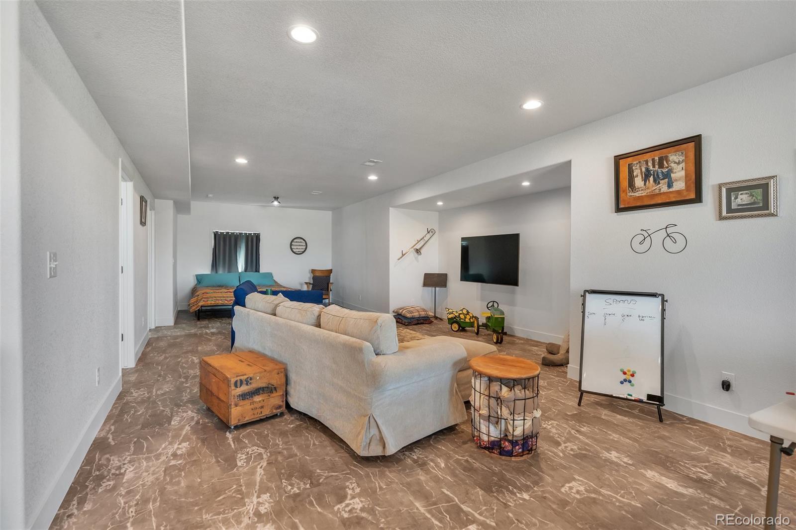 Elizabeth, Colorado, 80107, United States, 4 Bedrooms Bedrooms, ,4 BathroomsBathrooms,Residential,Active,1914931