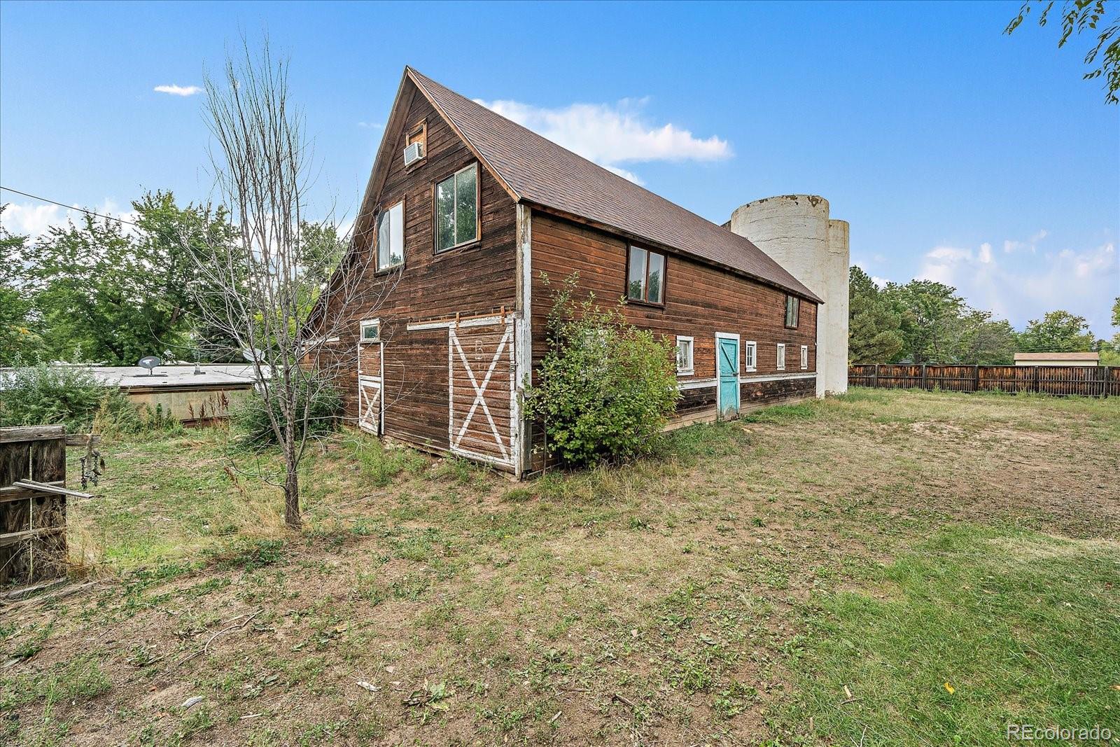 Longmont, Colorado, 80503, United States, 4 Bedrooms Bedrooms, ,2 BathroomsBathrooms,Residential,Active,1945852