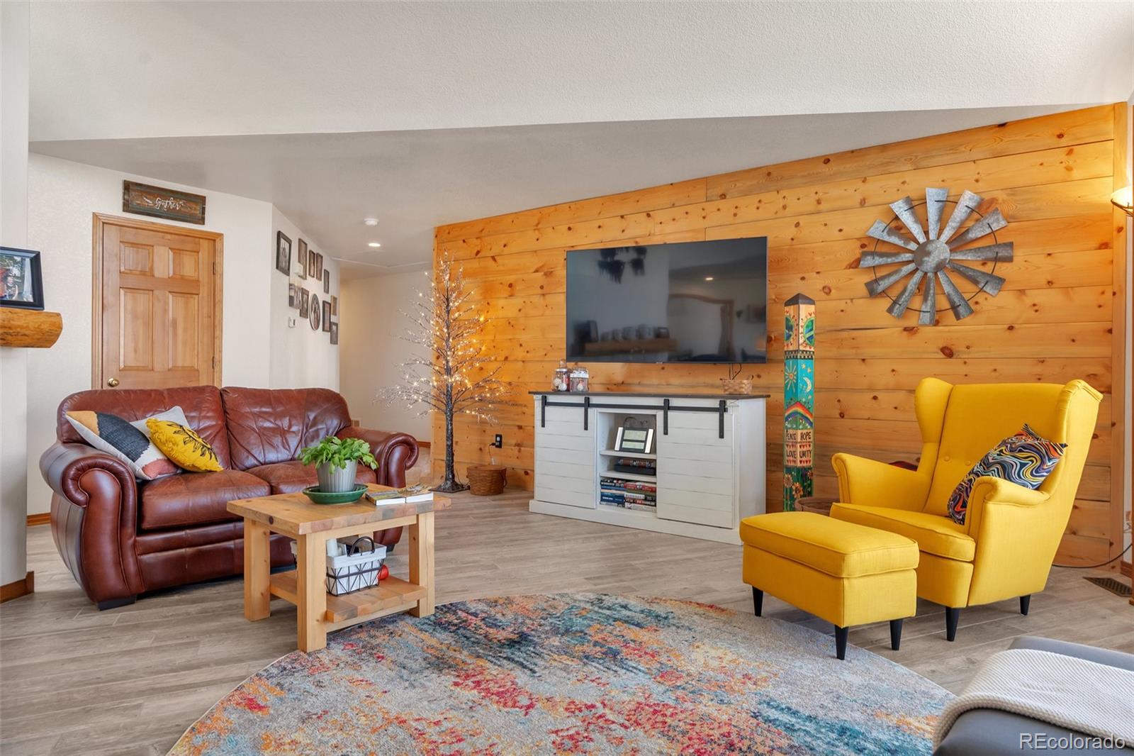 Elizabeth, Colorado, 80107, United States, 4 Bedrooms Bedrooms, ,4 BathroomsBathrooms,Residential,Active,1914931