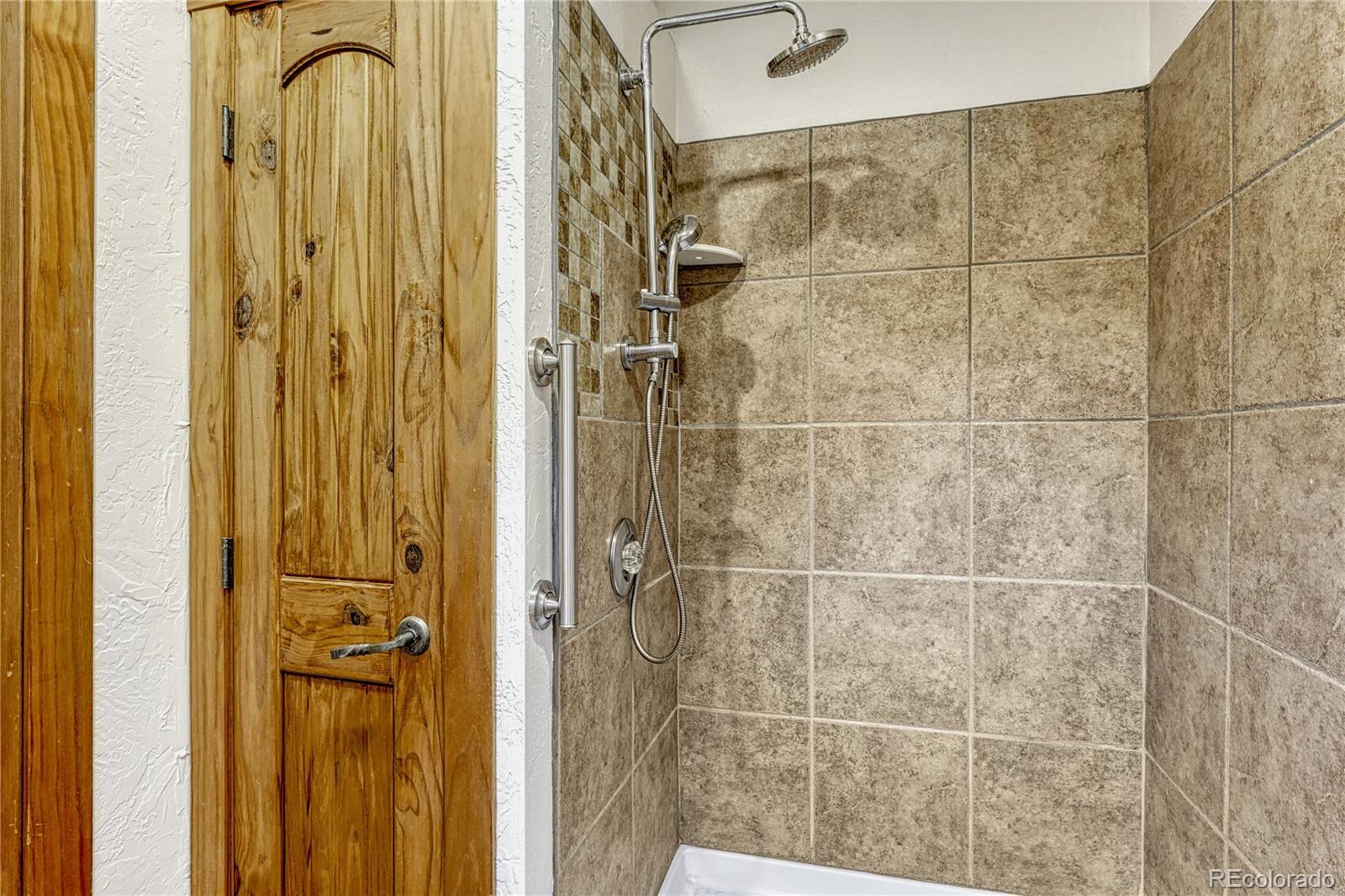 Colorado Springs, Colorado, 80921, United States, 4 Bedrooms Bedrooms, ,4 BathroomsBathrooms,Residential,Active,2002607