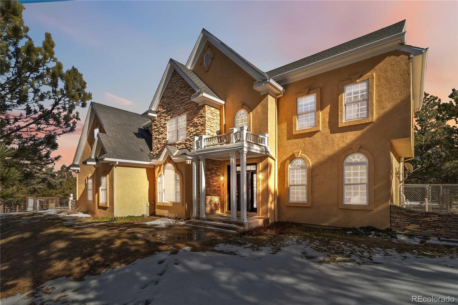 Colorado Springs, Colorado, 80908, United States, 9 Bedrooms Bedrooms, ,6 BathroomsBathrooms,Residential,Active,2015791