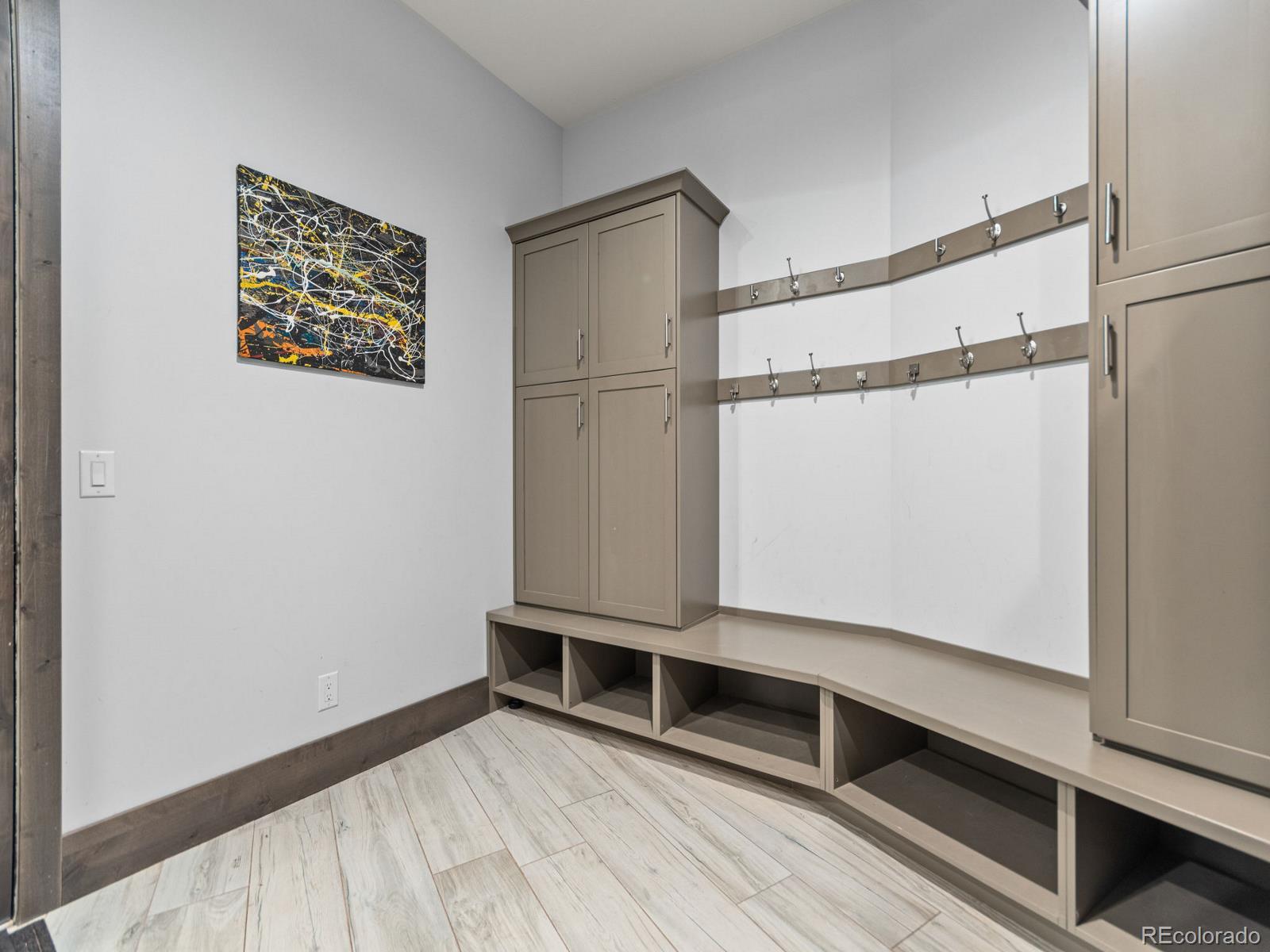 Littleton, Colorado, 80127, United States, 5 Bedrooms Bedrooms, ,5 BathroomsBathrooms,Residential,Active,1849236