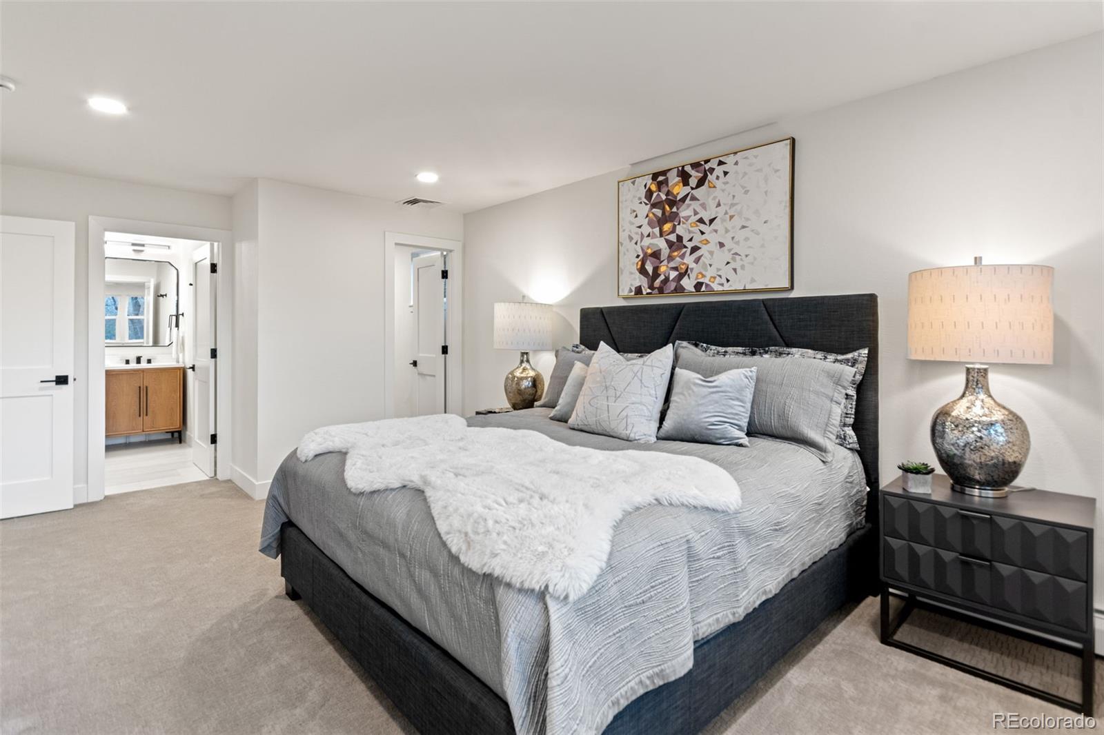 Denver, Colorado, 80237, United States, ,4 BathroomsBathrooms,Residential,Active,1894229