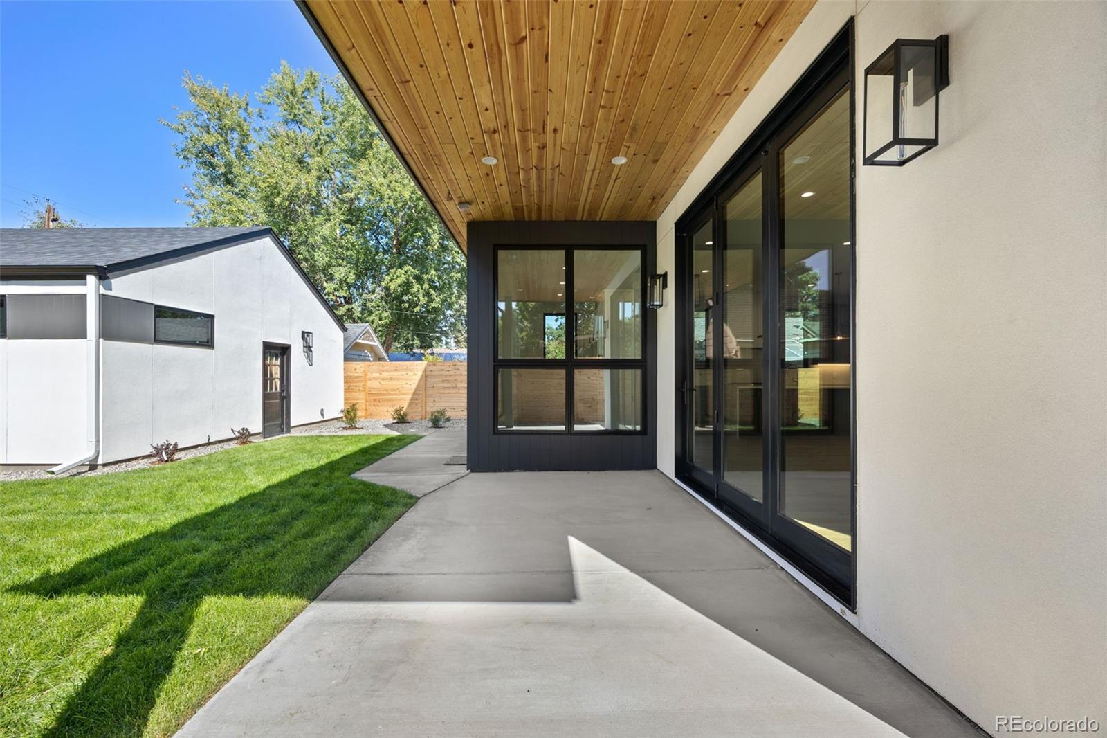 Denver, Colorado, 80210, United States, 7 Bedrooms Bedrooms, ,5 BathroomsBathrooms,Residential,Active,1953007