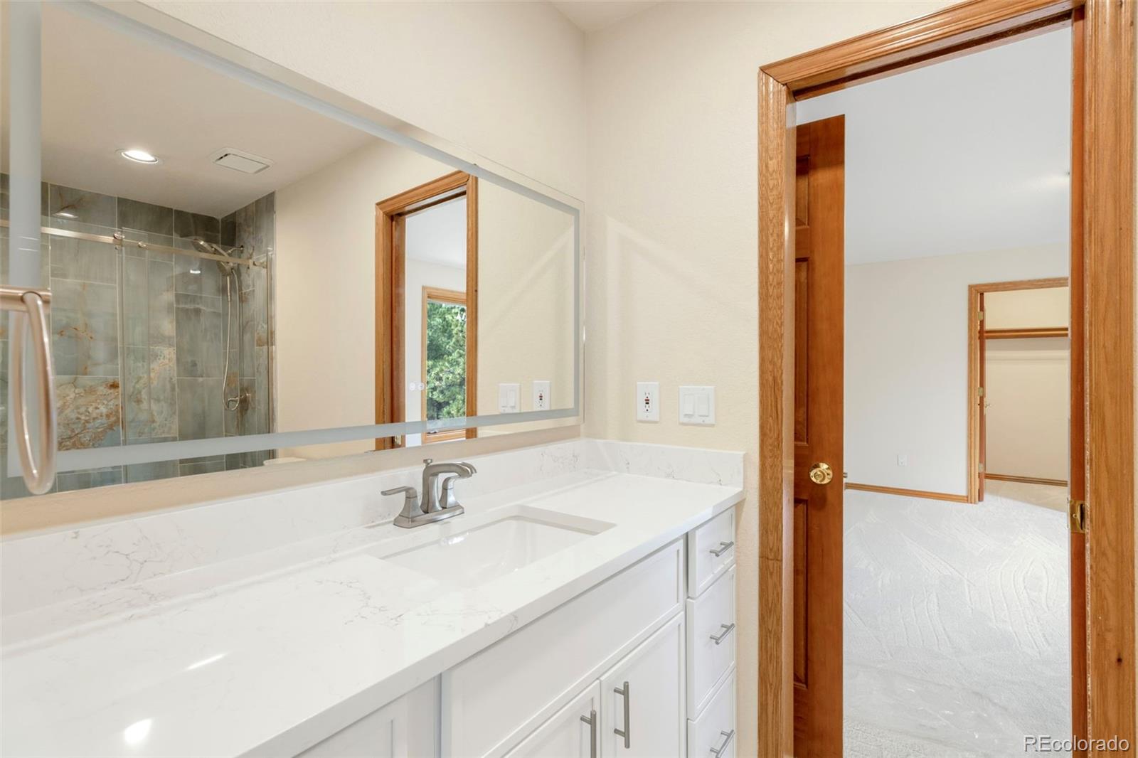 Monument, Colorado, 80132, United States, 5 Bedrooms Bedrooms, ,5 BathroomsBathrooms,Residential,Active,2043281