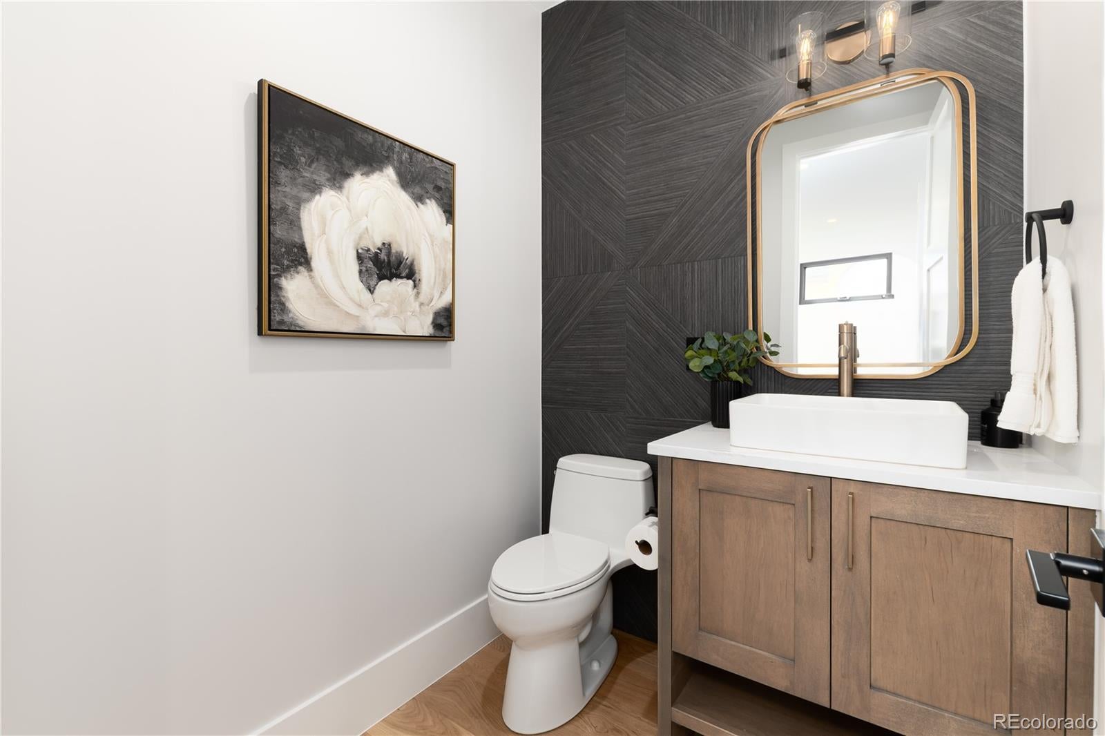 Denver, Colorado, 80206, United States, 4 Bedrooms Bedrooms, ,5 BathroomsBathrooms,Residential,Active,1900194