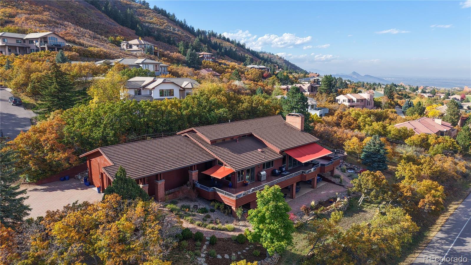 Littleton, Colorado, 80125, United States, 4 Bedrooms Bedrooms, ,5 BathroomsBathrooms,Residential,Active,2007000